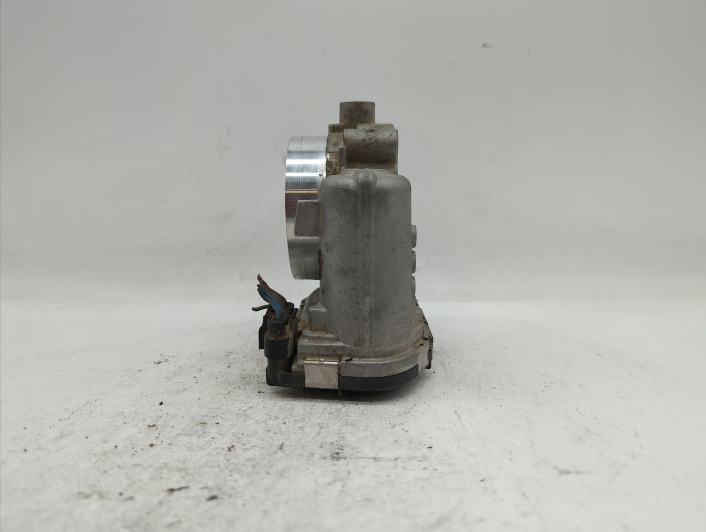 2012 Dodge Caravan Throttle Body P/N:05184349AC 05184349AE, 05184349AF Fits Fits 2011 2013 2014 2015 2016 2017 2018 2019 OEM