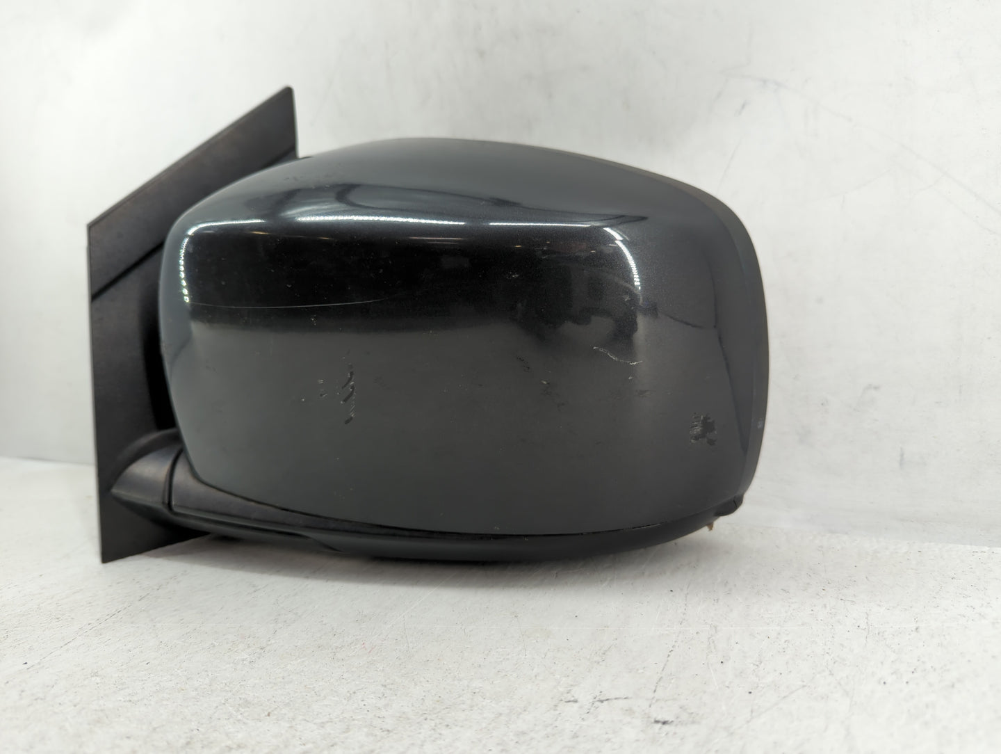 2012 Dodge Caravan Driver Side View Mirror - Left Door Mirror OEM Used - Oemusedautoparts1.com
