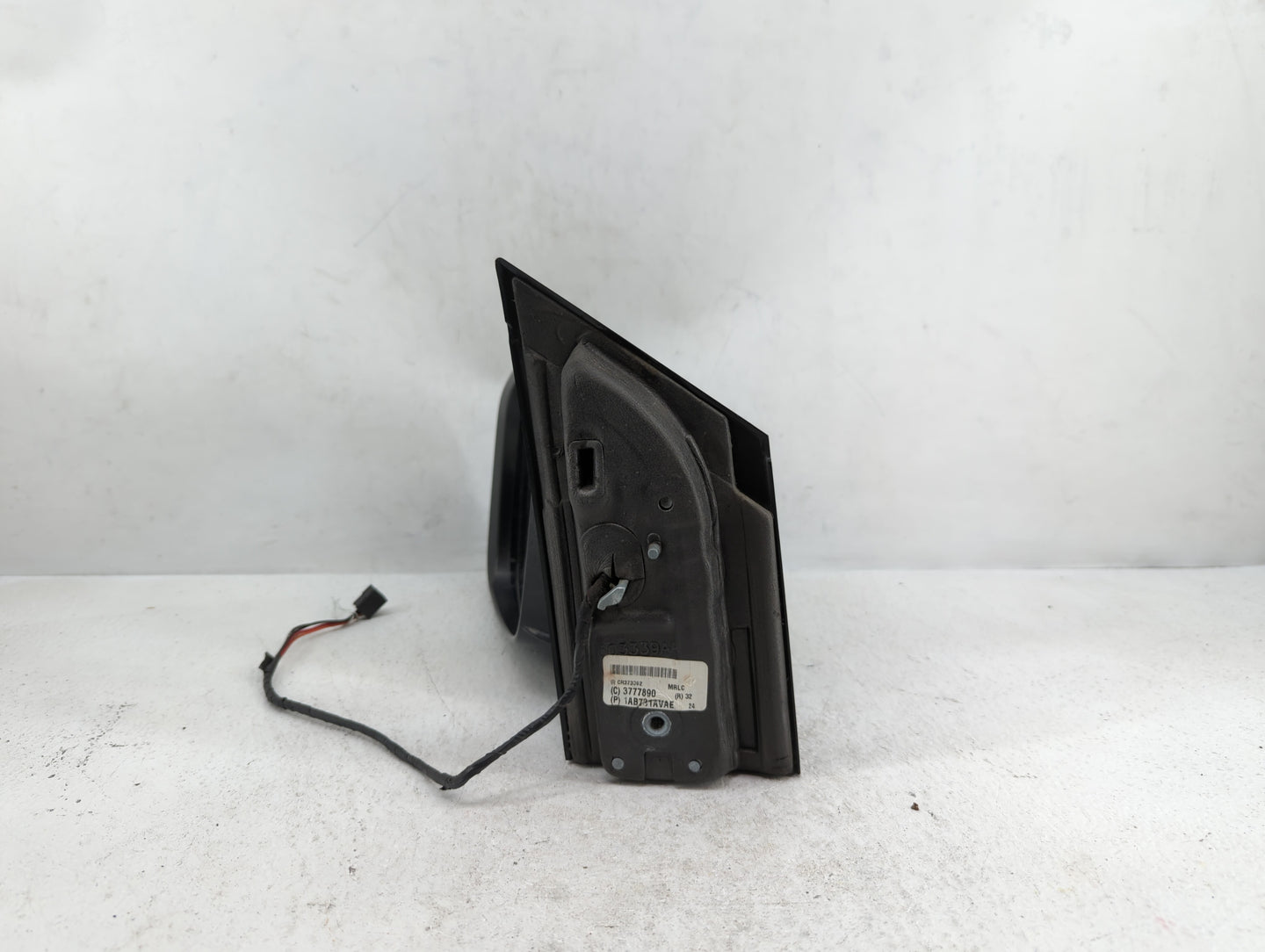 2012 Dodge Caravan Driver Side View Mirror - Left Door Mirror OEM Used - Oemusedautoparts1.com