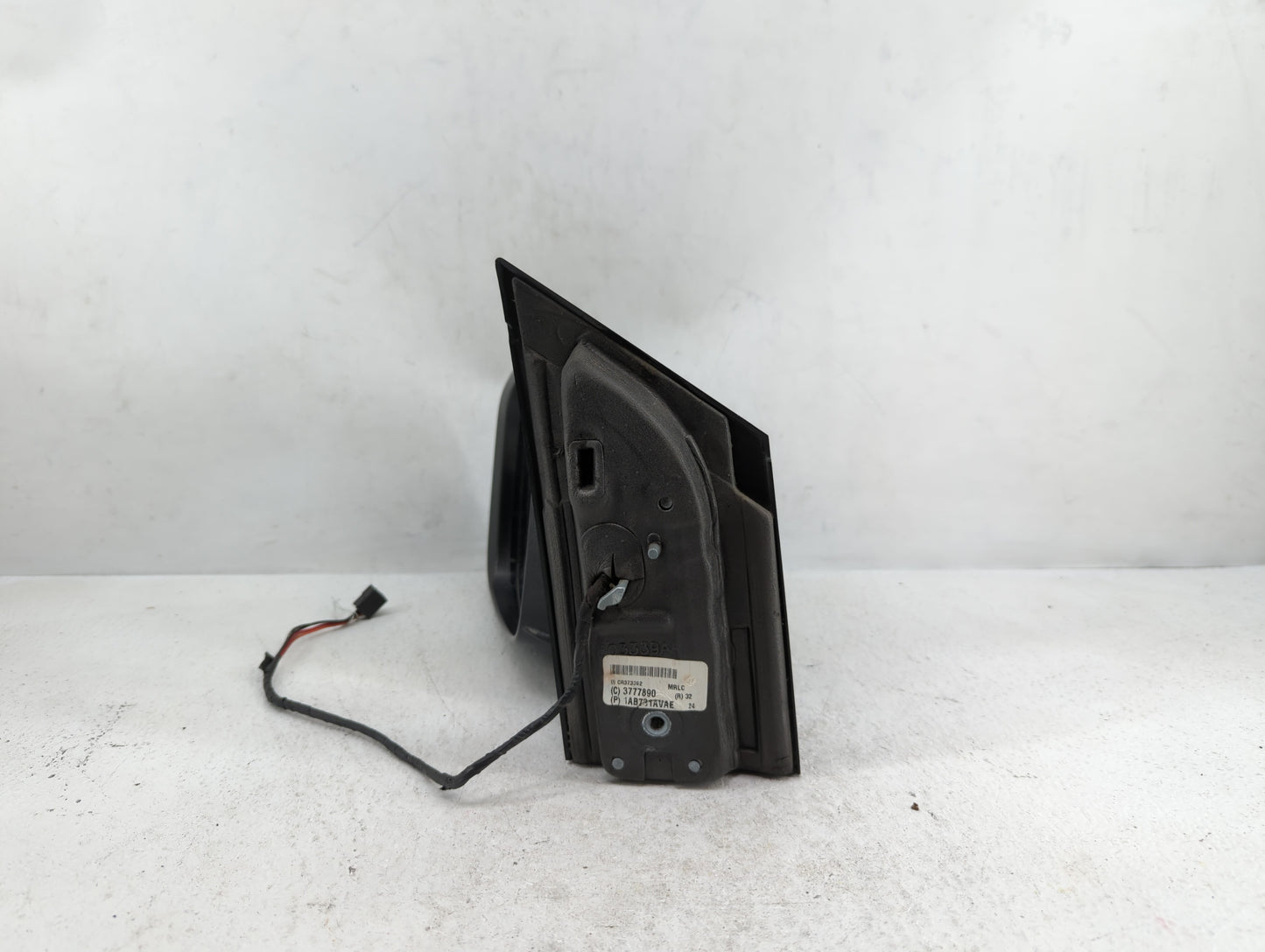 2012 Dodge Caravan Driver Side View Mirror - Left Door Mirror OEM Used - Oemusedautoparts1.com
