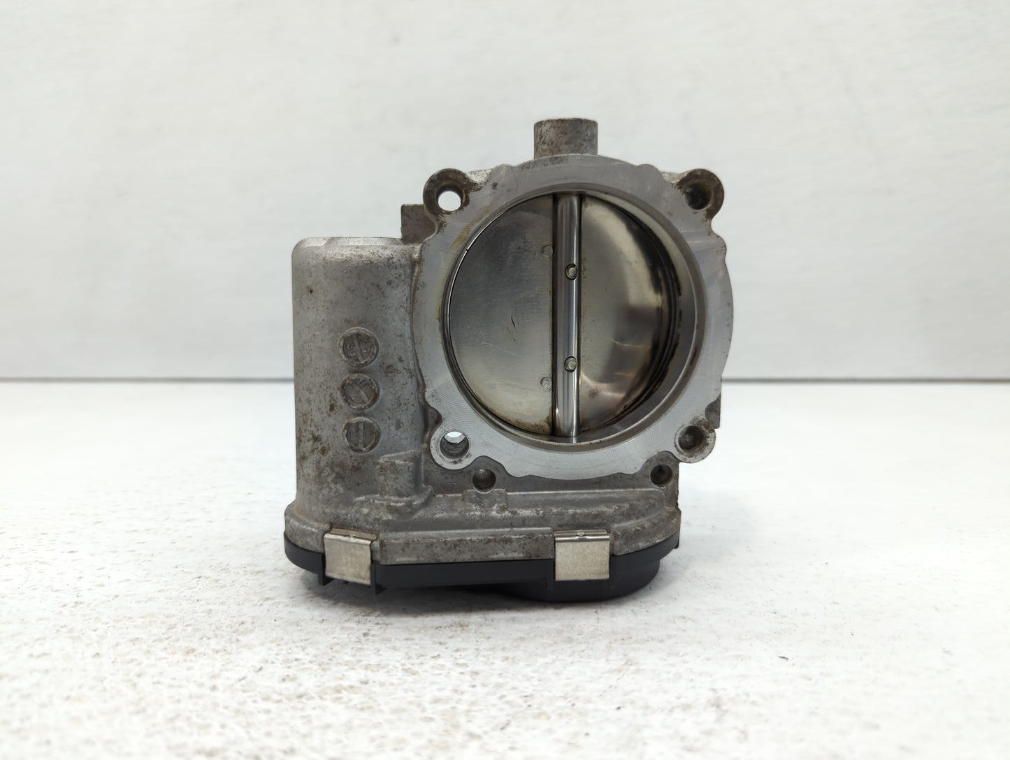 2012 Dodge Caravan Throttle Body P/N:05184349AC Fits Fits 2011 2013 2014 2015 2016 2017 2018 2019 2020 2021 2022 OEM Used Au