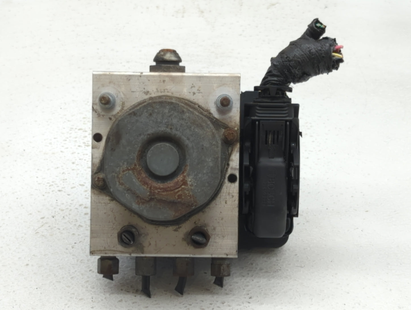 2012 Dodge Caravan ABS Pump Control Module Replacement P/N:05154911AE Fits OEM Used Auto Parts - Oemusedautoparts1.com