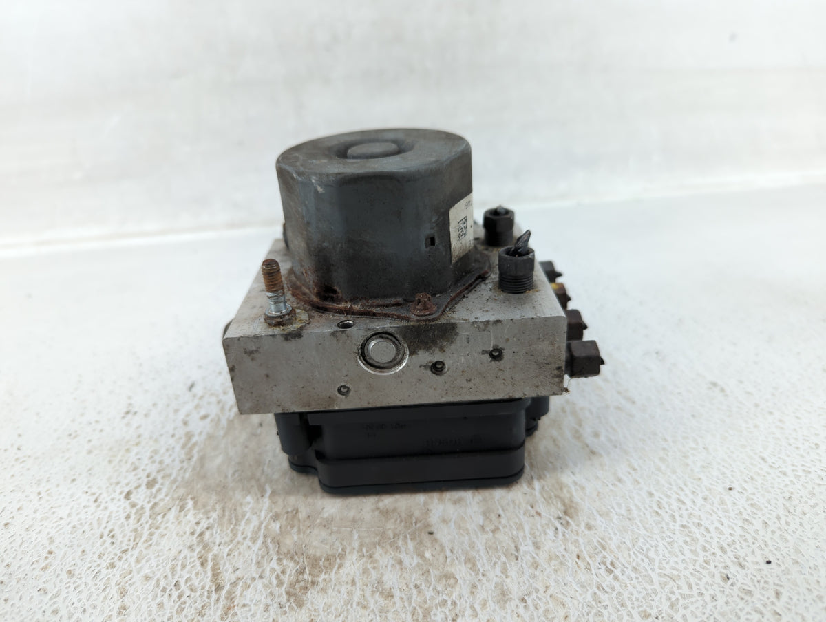 2012 Dodge Caravan Anti-Lock Brake ABS Pump Module Actuator OEM P/N:P05154911AE Fits OEM Used Auto Parts - Oemusedautoparts1
