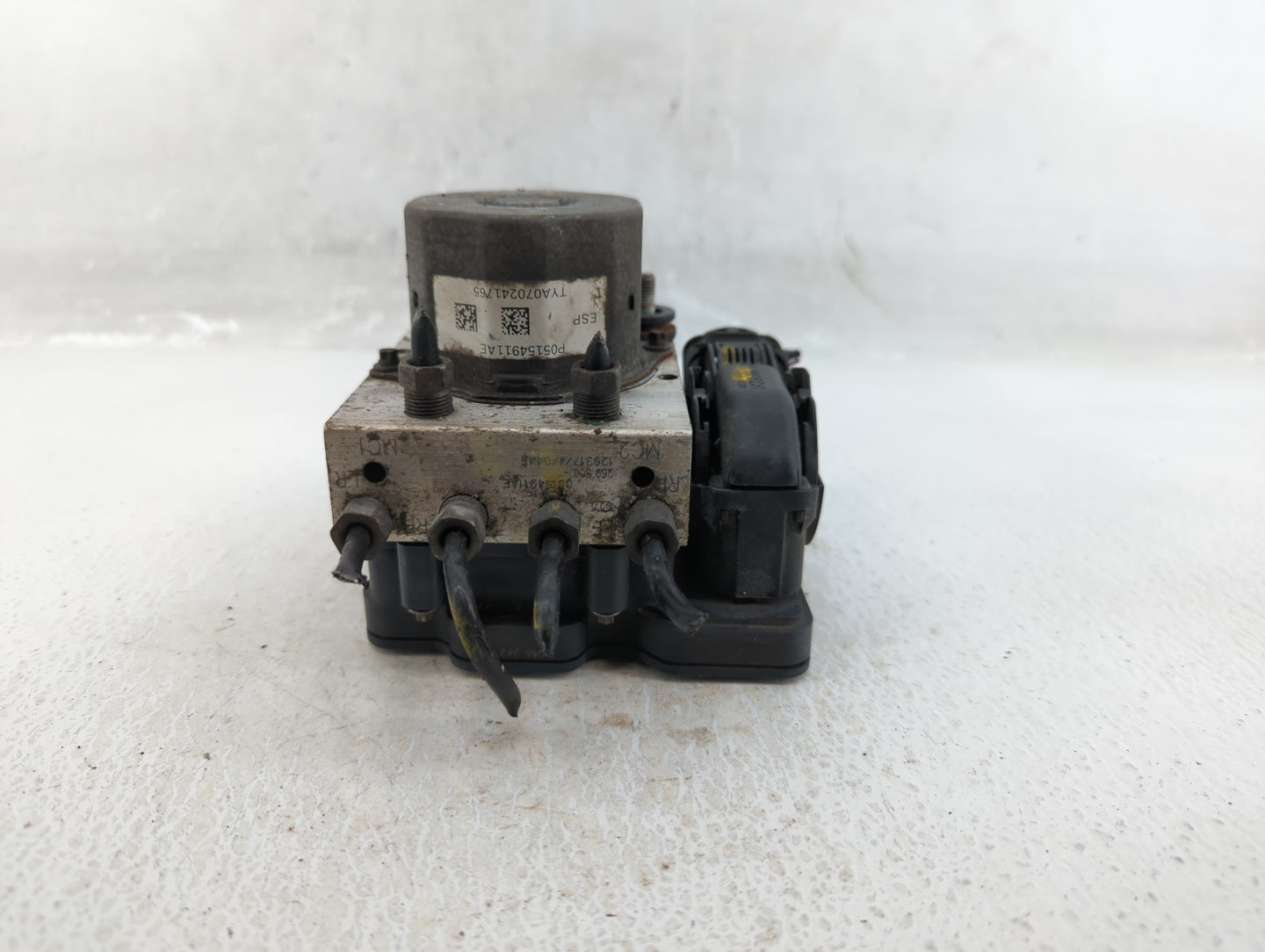 2012 Dodge Caravan ABS Pump Control Module Replacement P/N:P05154911AG Fits OEM Used Auto Parts - Oemusedautoparts1.com