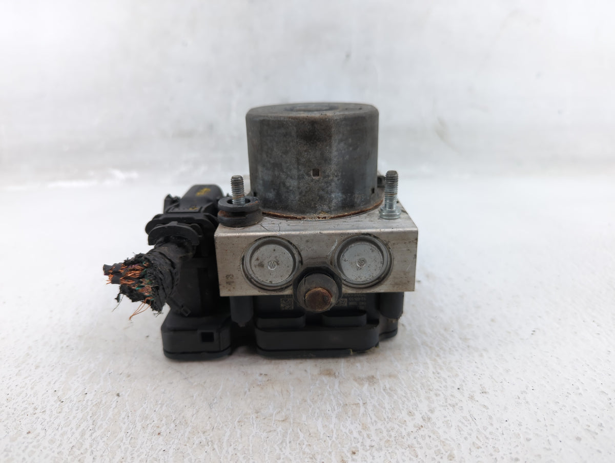 2012 Dodge Caravan Anti-Lock Brake ABS Pump Module Actuator OEM P/N:P05154911AG Fits OEM Used Auto Parts - Oemusedautoparts1