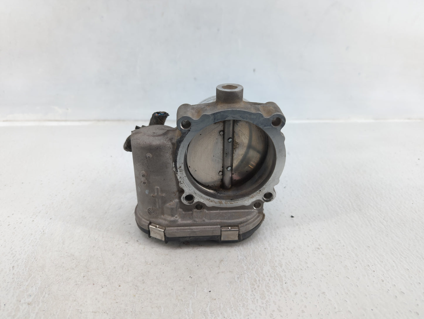2012 Dodge Caravan Throttle Body P/N:05184349AE Fits Fits 2011 2013 2014 2015 2016 2017 2018 2019 2020 2021 2022 OEM Used Au
