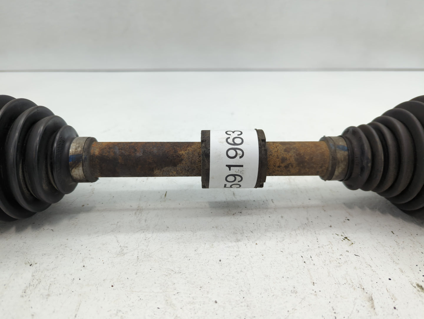 Dodge Caravan Axle Shaft Front Driver Cv C/v - Oemusedautoparts1.com