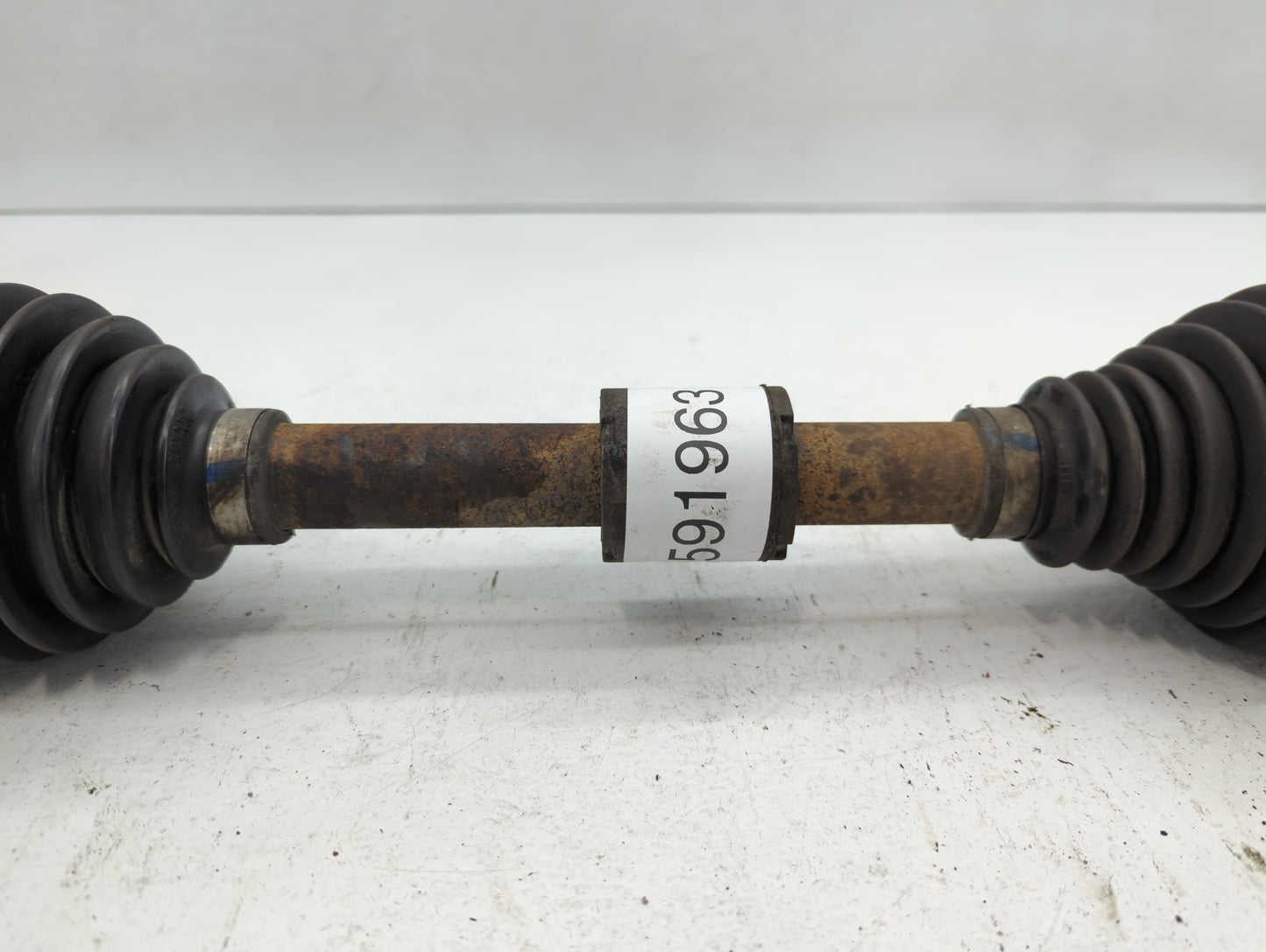 Dodge Caravan Axle Shaft Front Driver Cv C/v - Oemusedautoparts1.com
