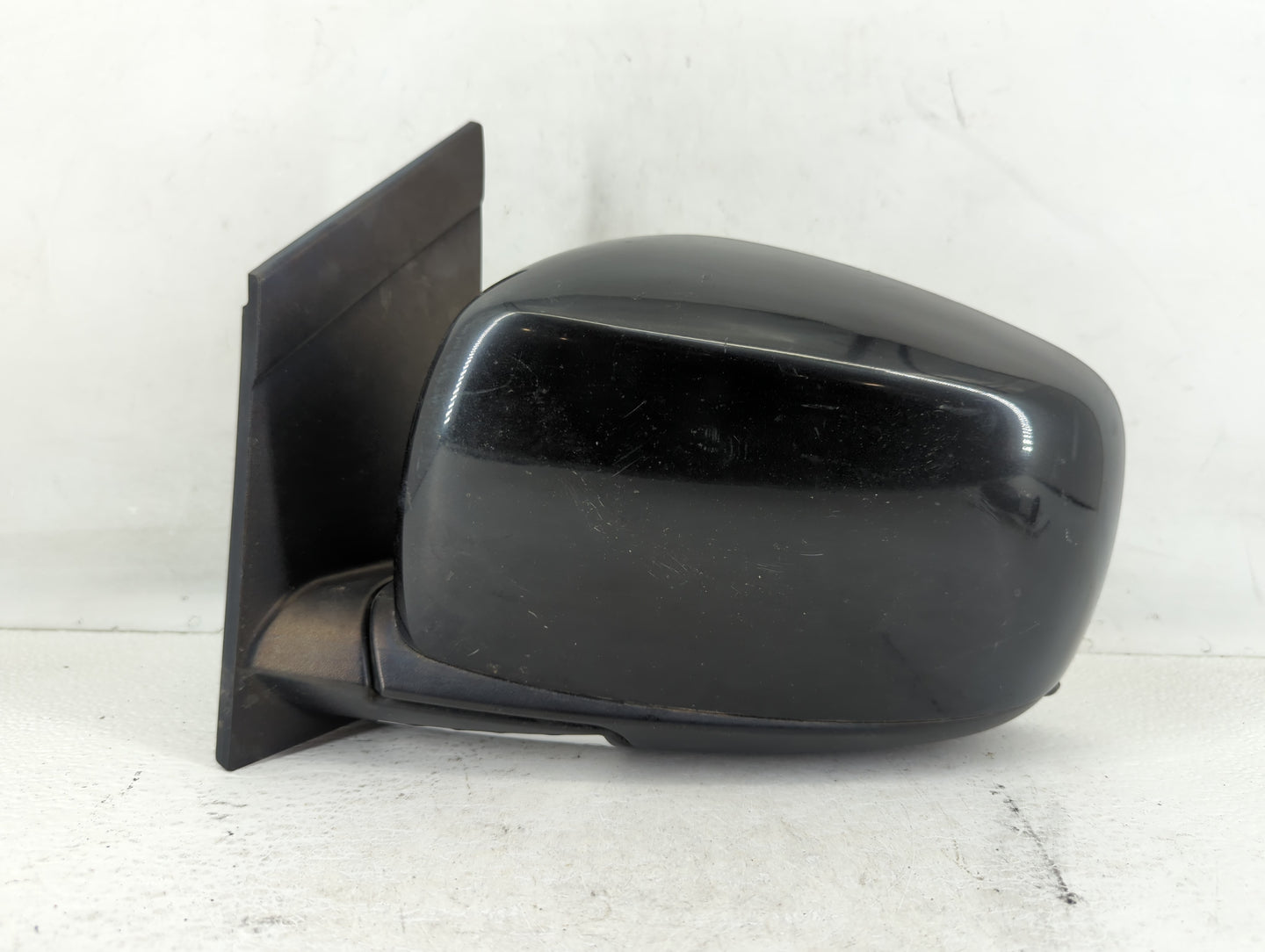 2012 Dodge Caravan Driver Side View Mirror - Left Door Mirror OEM Used - Oemusedautoparts1.com