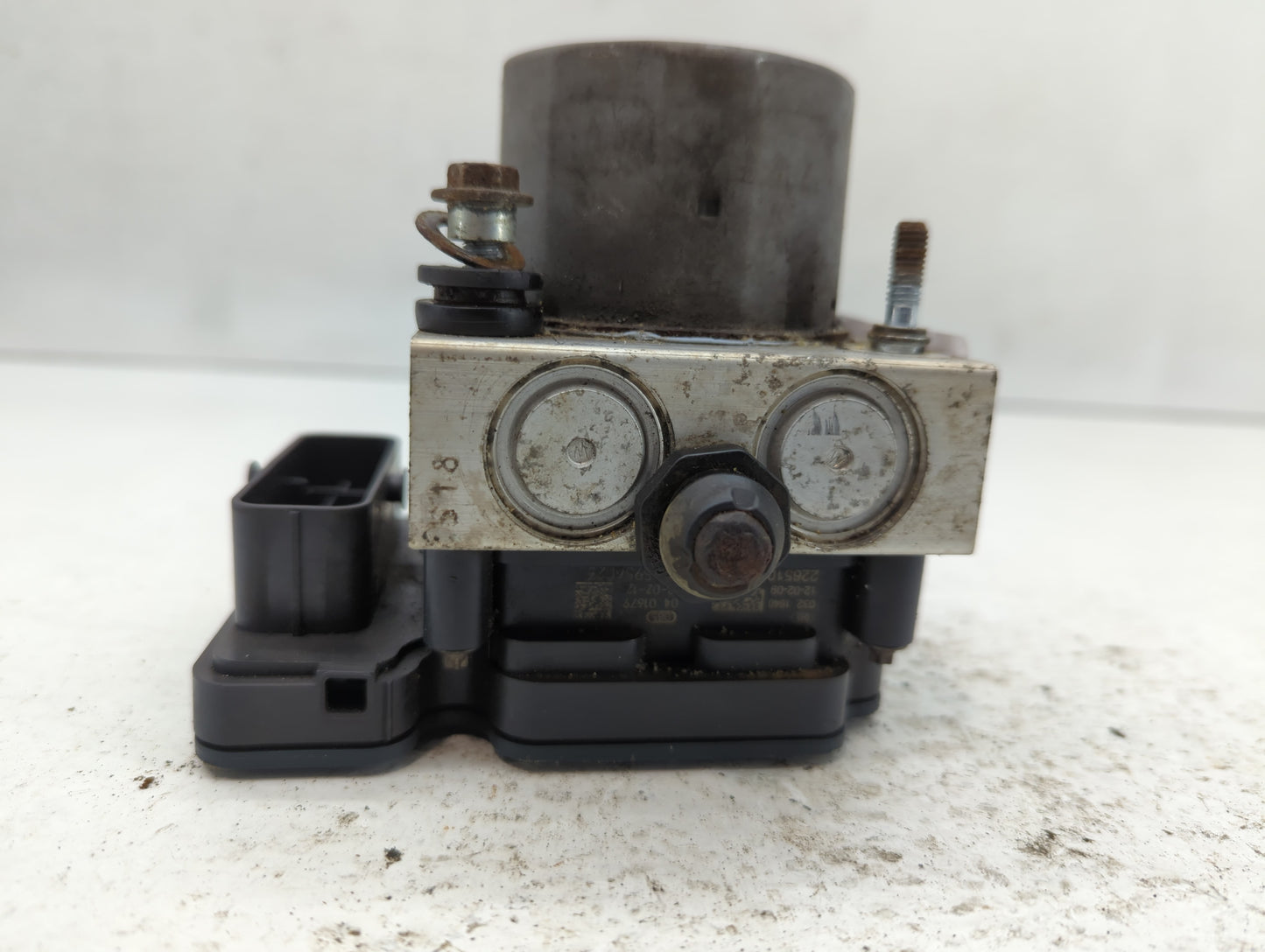 2012 Dodge Caravan ABS Pump Control Module Replacement P/N:P05154911AE Fits OEM Used Auto Parts - Oemusedautoparts1.com