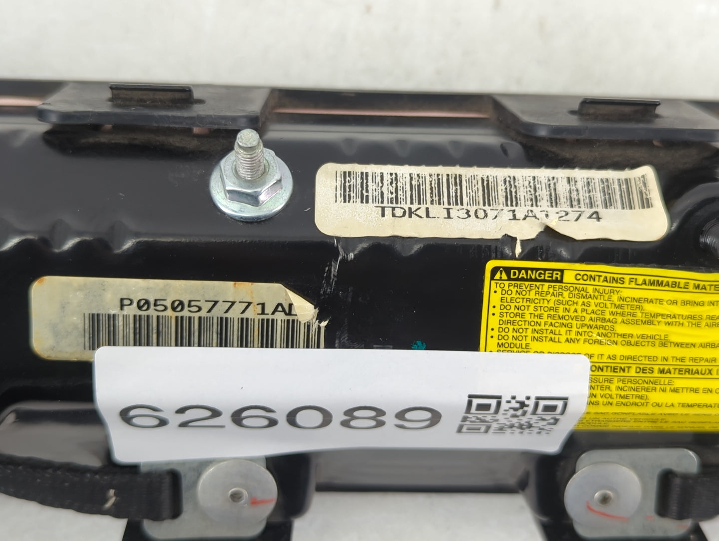 2012 Dodge Caravan Air Bag Driver Left Knee OEM P/N:P05057771A Fits OEM Used Auto Parts - Oemusedautoparts1.com