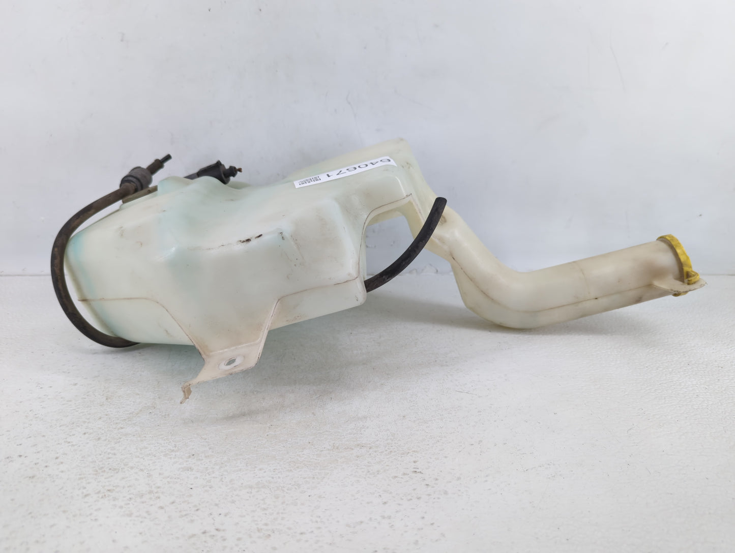 Dodge Caravan Windshield Washer Fluid Reservoir Bottle Oem - Oemusedautoparts1.com