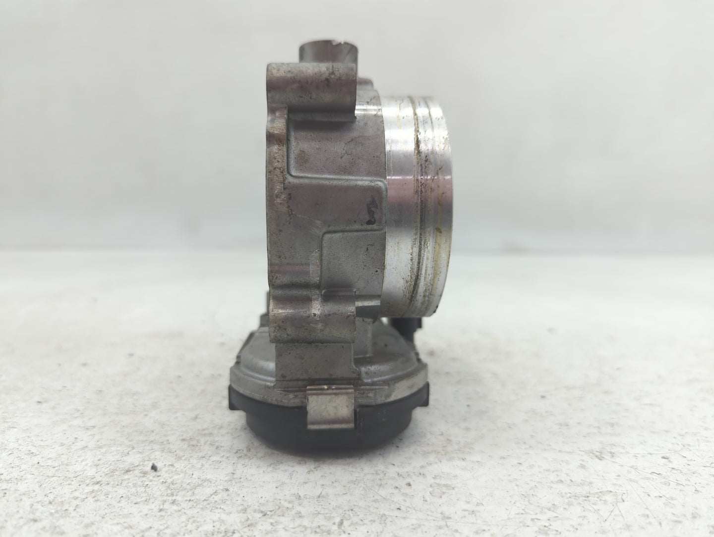 2012 Dodge Caravan Throttle Body P/N:0 280 750 570 05184349AC Fits Fits 2011 2013 2014 2015 2016 2017 2018 2019 2020 2021 20