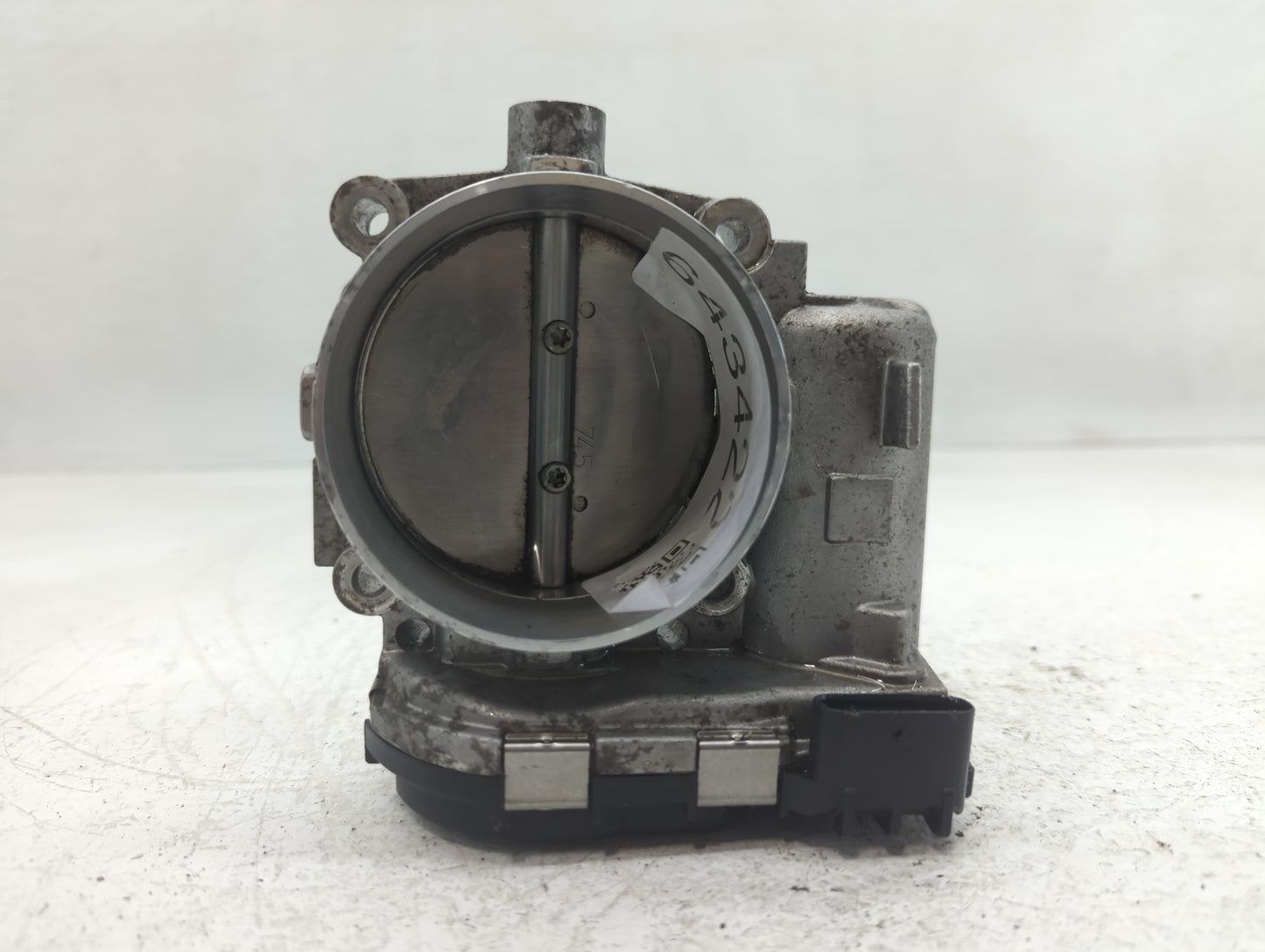 2012 Dodge Caravan Throttle Body P/N:05184349AC Fits Fits 2011 2013 2014 2015 2016 2017 2018 2019 2020 2021 2022 OEM Used Au