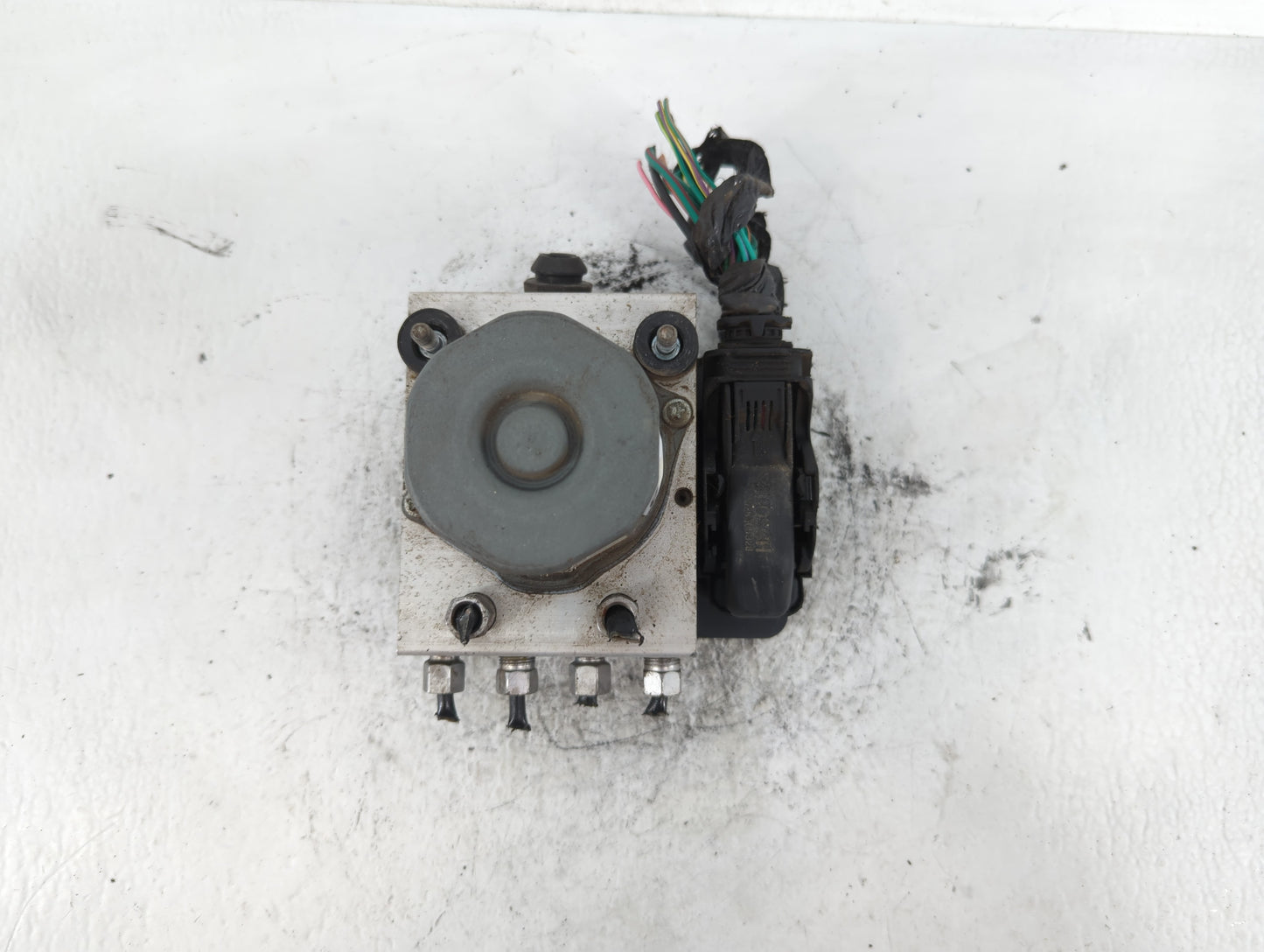 2012 Dodge Caravan ABS Pump Control Module Replacement P/N:P05154911AG Fits OEM Used Auto Parts - Oemusedautoparts1.com