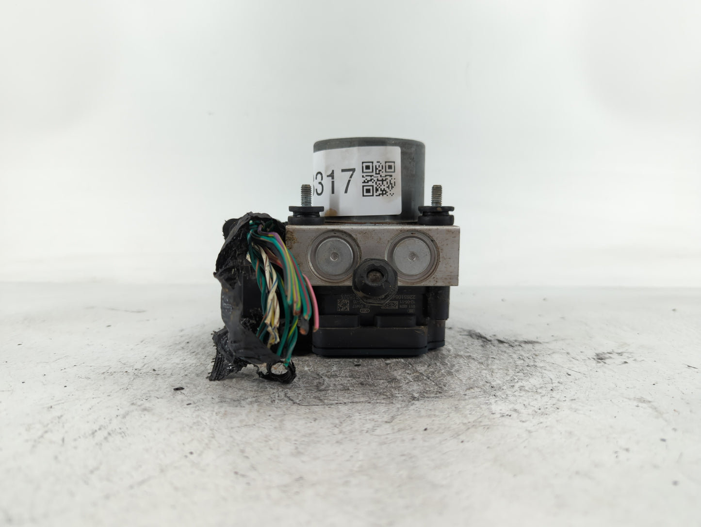 2012 Dodge Caravan ABS Pump Control Module Replacement P/N:P05154911AG Fits OEM Used Auto Parts - Oemusedautoparts1.com