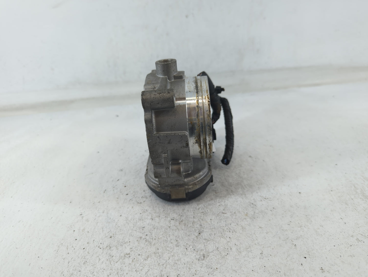 2012 Dodge Caravan Throttle Body P/N:0 280 750 570 05184349AC Fits Fits 2011 2013 2014 2015 2016 2017 2018 2019 2020 2021 20