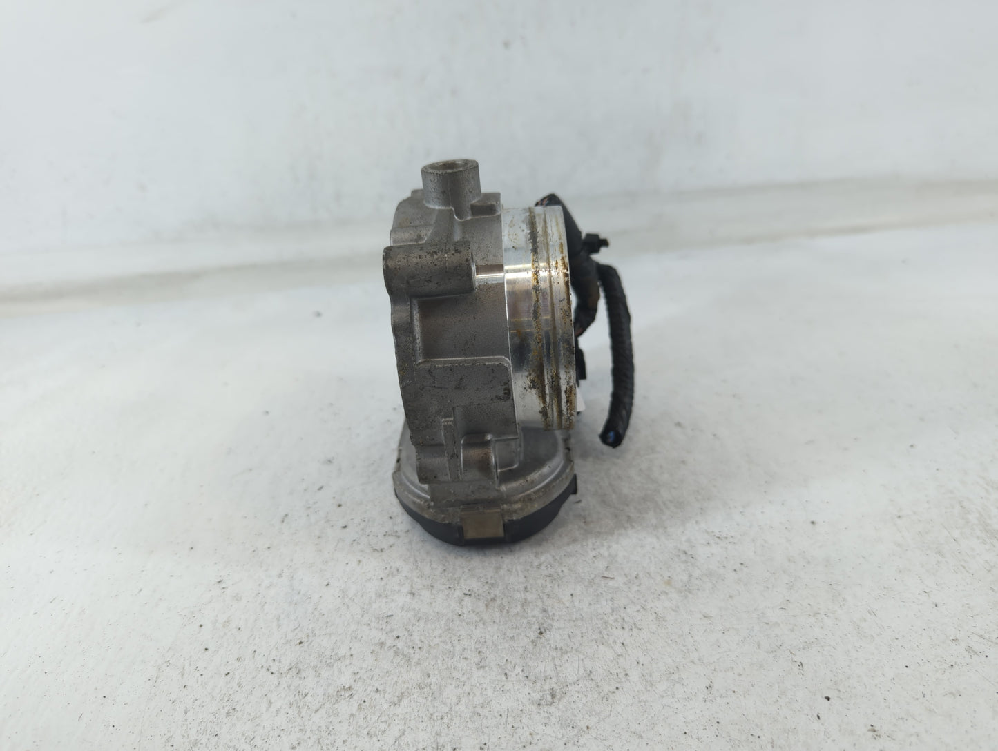 2012 Dodge Caravan Throttle Body P/N:0 280 750 570 05184349AC Fits Fits 2011 2013 2014 2015 2016 2017 2018 2019 2020 2021 20