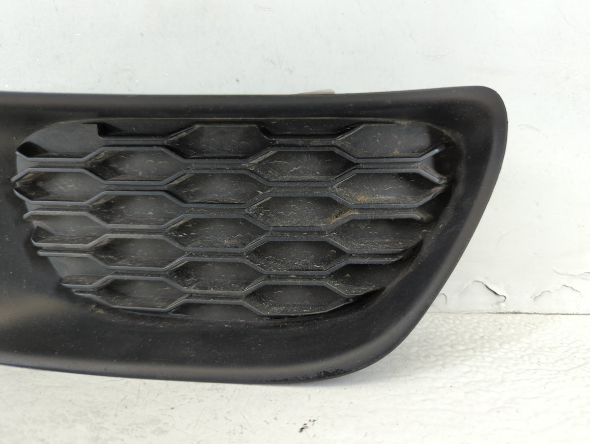 2012 Dodge Caravan Passenger Right Oem Fog Light Lamp - Oemusedautoparts1.com