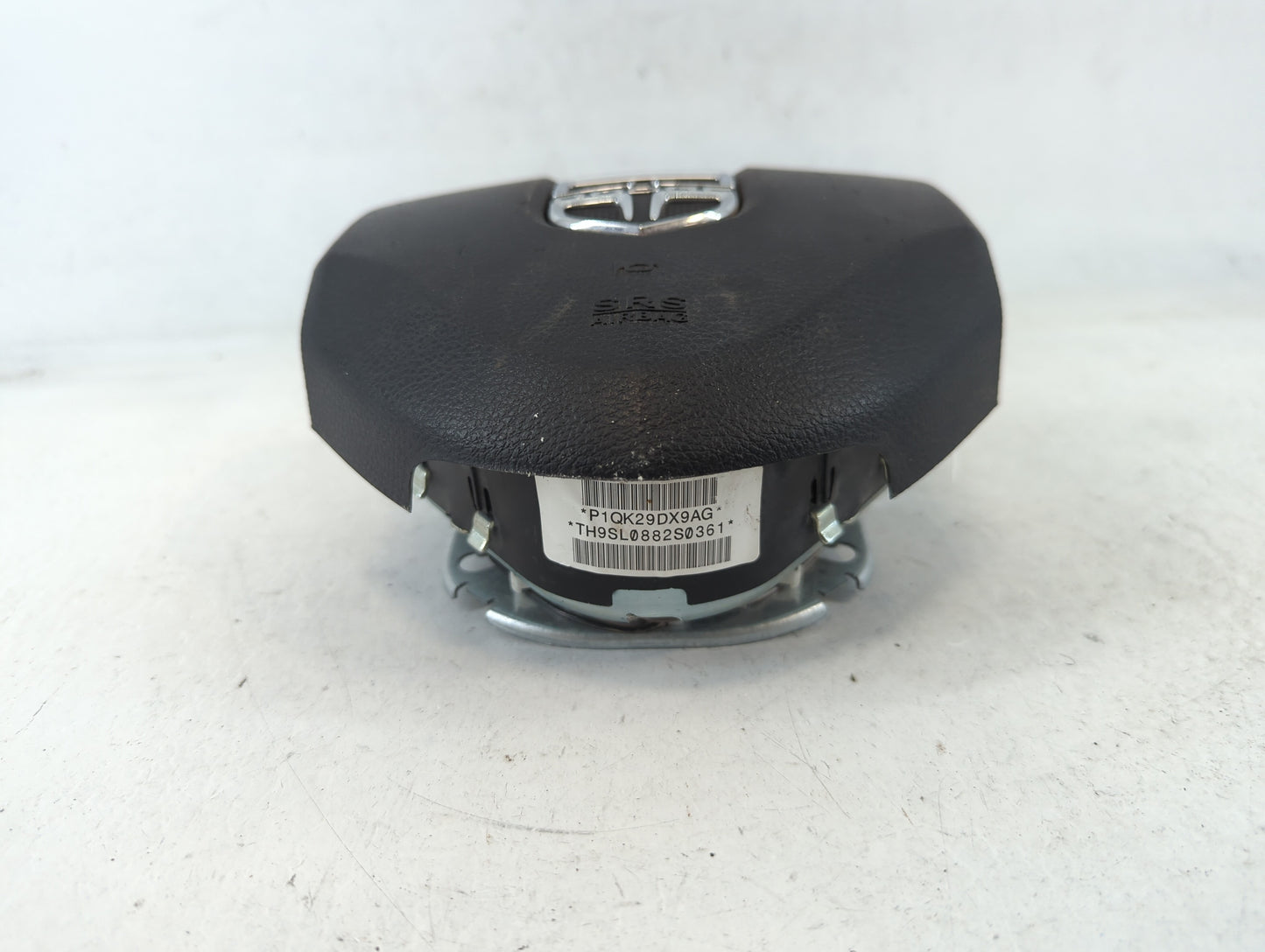 2012 Dodge Caravan Air Bag Driver Left Steering Wheel Mounted P/N:P1QK29DX9AG Fits Fits 2011 OEM Used Auto Parts - Oemusedau