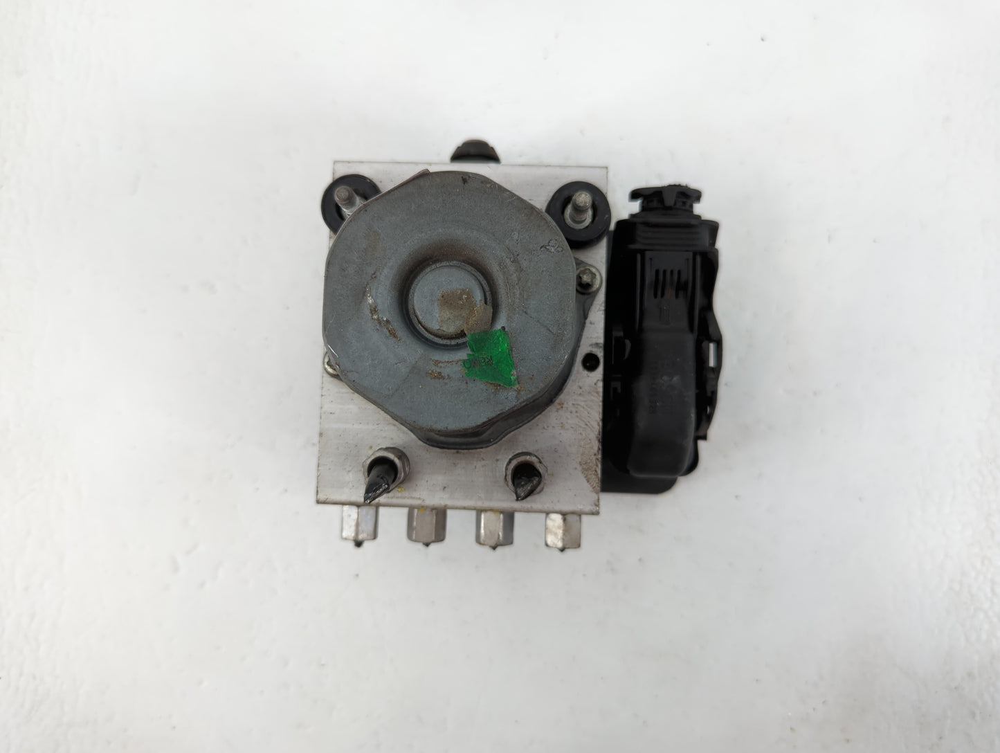 2012 Dodge Caravan ABS Pump Control Module Replacement P/N:P05154911AE Fits OEM Used Auto Parts - Oemusedautoparts1.com