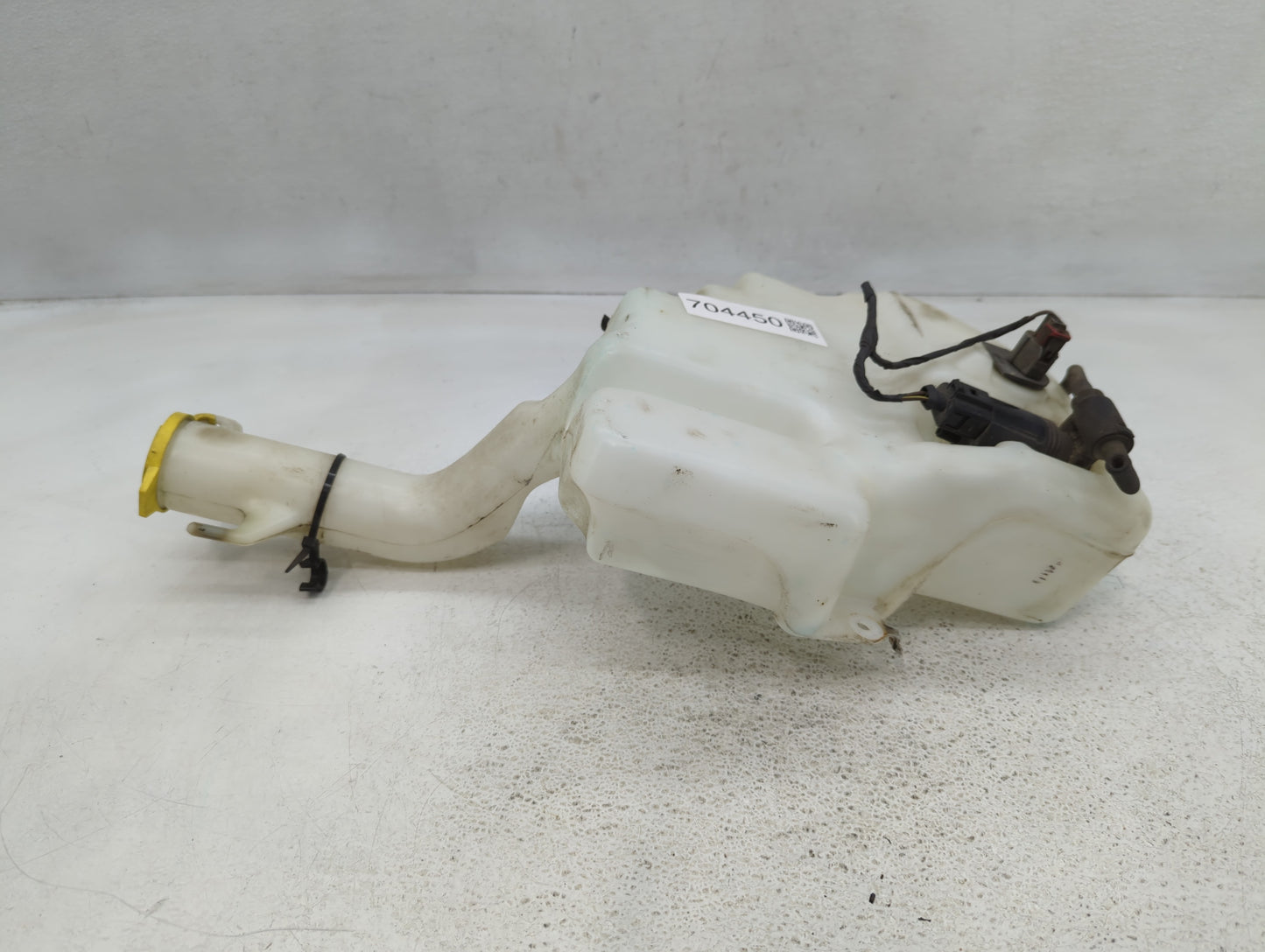 Dodge Caravan Windshield Washer Fluid Reservoir Bottle Oem - Oemusedautoparts1.com