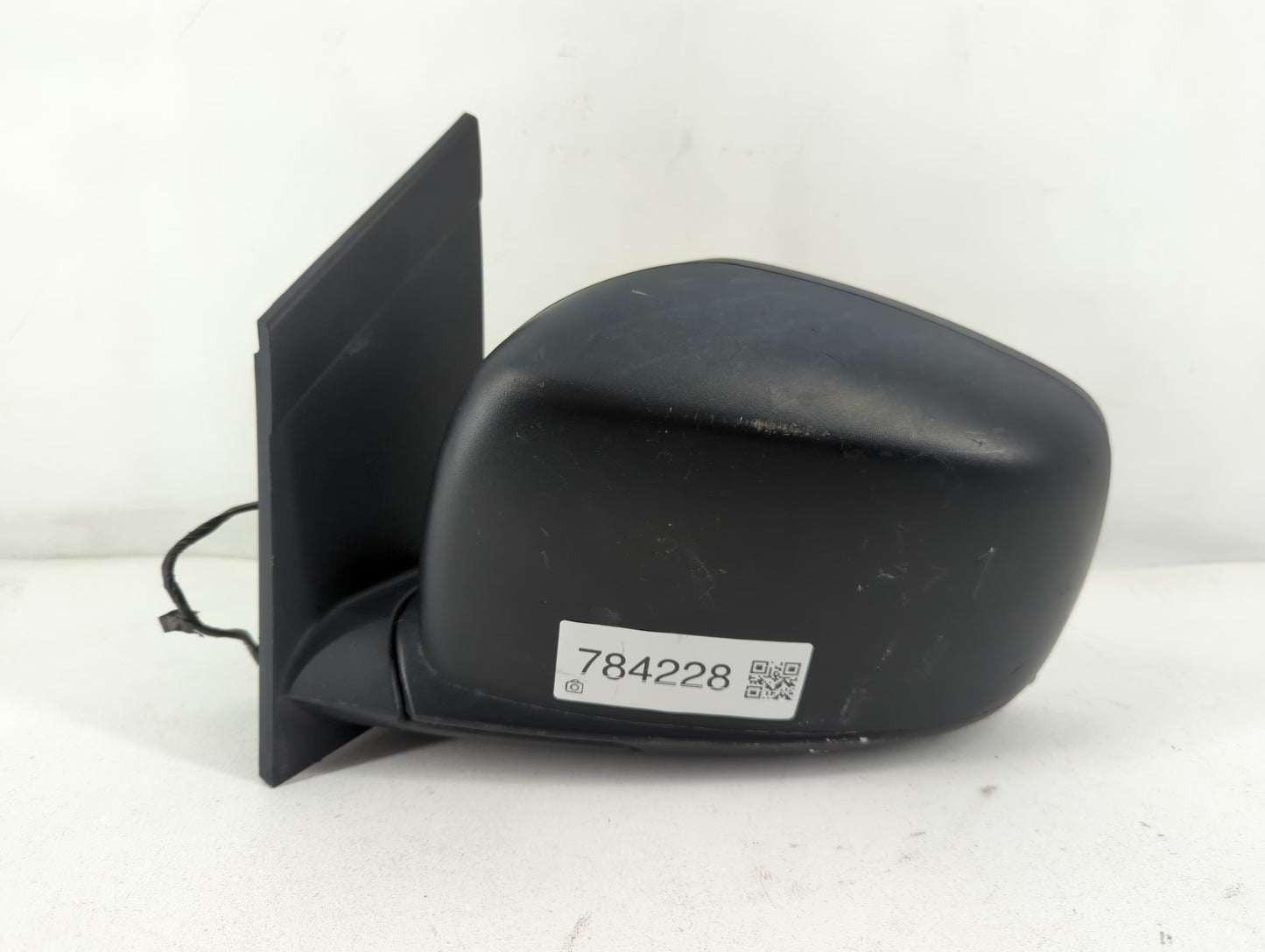 2012 Dodge Caravan Driver Side View Mirror - Left Door Mirror OEM Used - Oemusedautoparts1.com