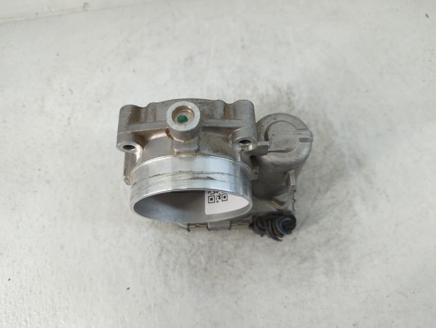 2012 Dodge Caravan Throttle Body P/N:05184349AC Fits Fits 2011 2013 2014 2015 2016 2017 2018 2019 2020 2021 2022 OEM Used Au