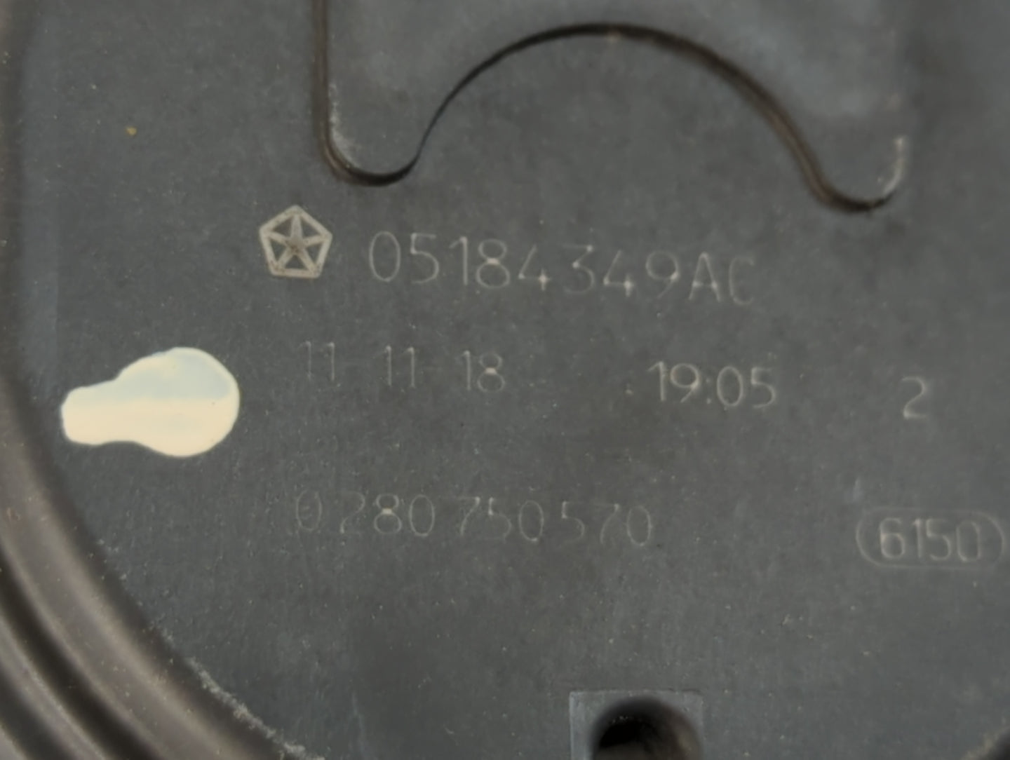 2012 Dodge Caravan Throttle Body P/N:05184349AC Fits Fits 2011 2013 2014 2015 2016 2017 2018 2019 2020 2021 2022 OEM Used Au