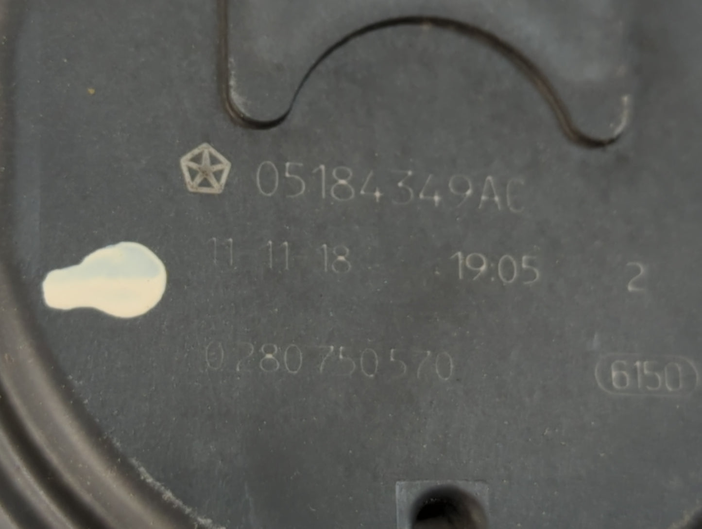 2012 Dodge Caravan Throttle Body P/N:05184349AC Fits Fits 2011 2013 2014 2015 2016 2017 2018 2019 2020 2021 2022 OEM Used Au