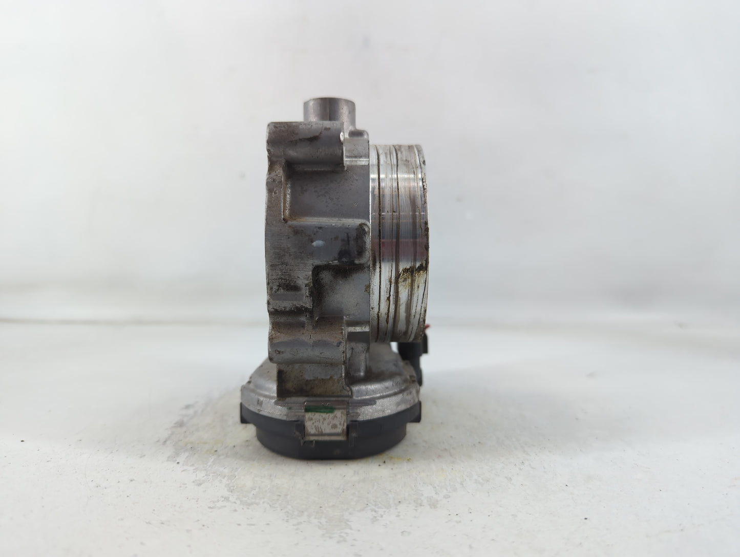 2012 Dodge Caravan Throttle Body P/N:05184349AC Fits Fits 2011 2013 2014 2015 2016 2017 2018 2019 2020 2021 2022 OEM Used Au