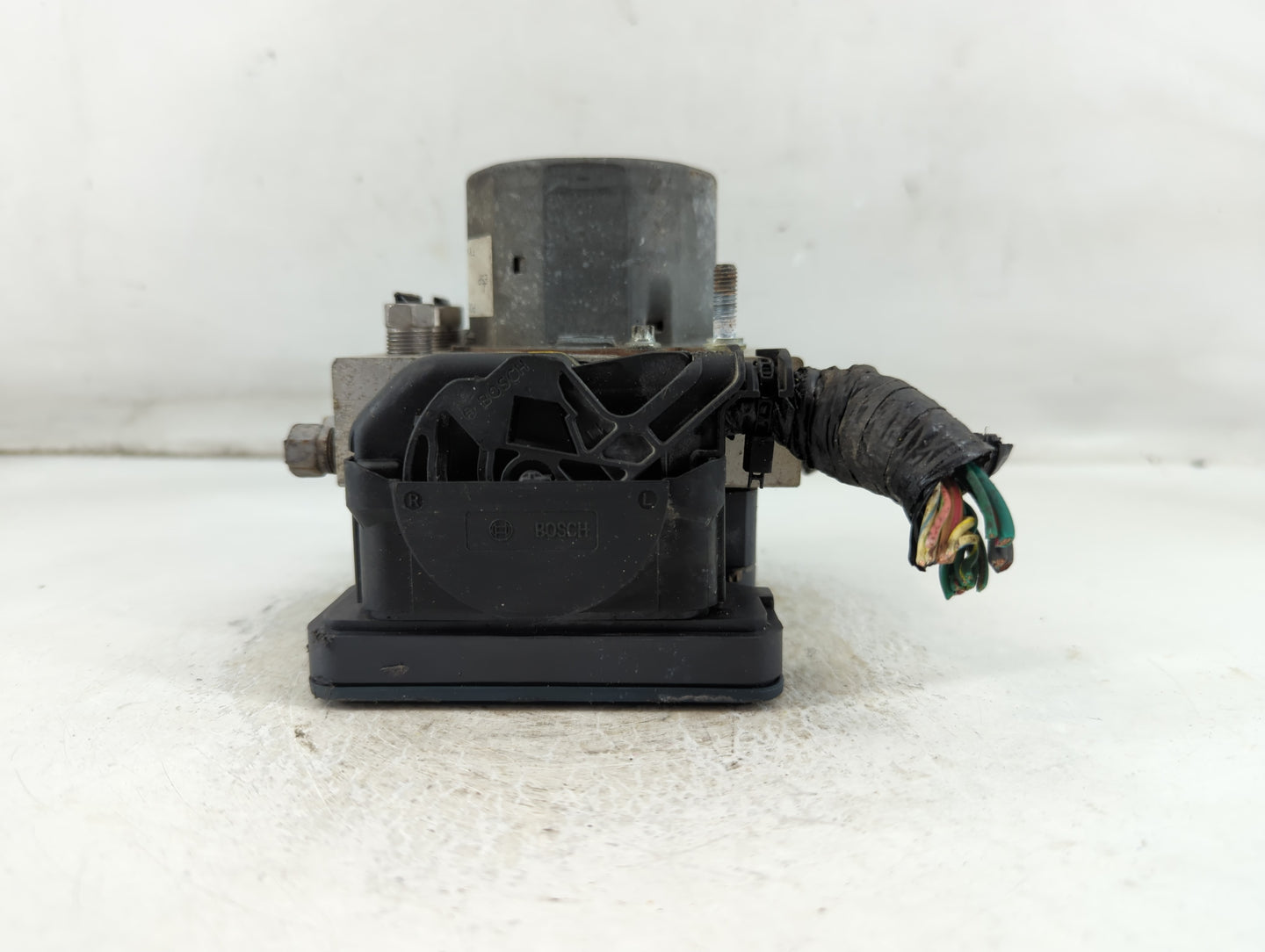 2012 Dodge Caravan ABS Pump Control Module Replacement P/N:P05154911AE Fits OEM Used Auto Parts - Oemusedautoparts1.com