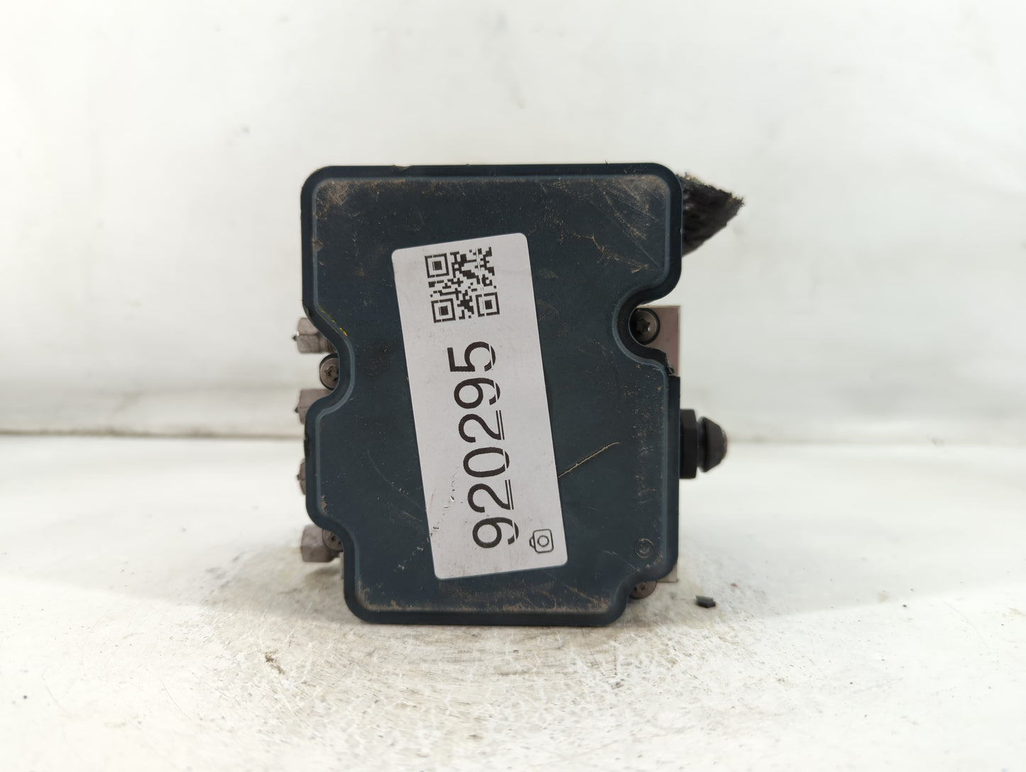 2012 Dodge Caravan ABS Pump Control Module Replacement P/N:P05154911AE Fits OEM Used Auto Parts - Oemusedautoparts1.com