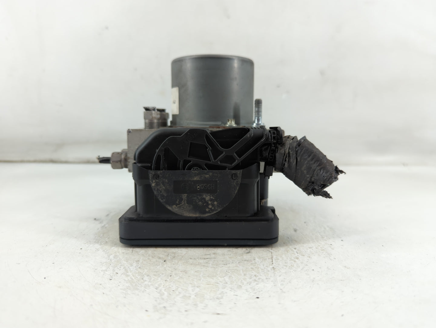 2012 Dodge Caravan ABS Pump Control Module Replacement P/N:P68183803AC Fits Fits 2015 2016 2017 2018 2019 2020 OEM Used Auto