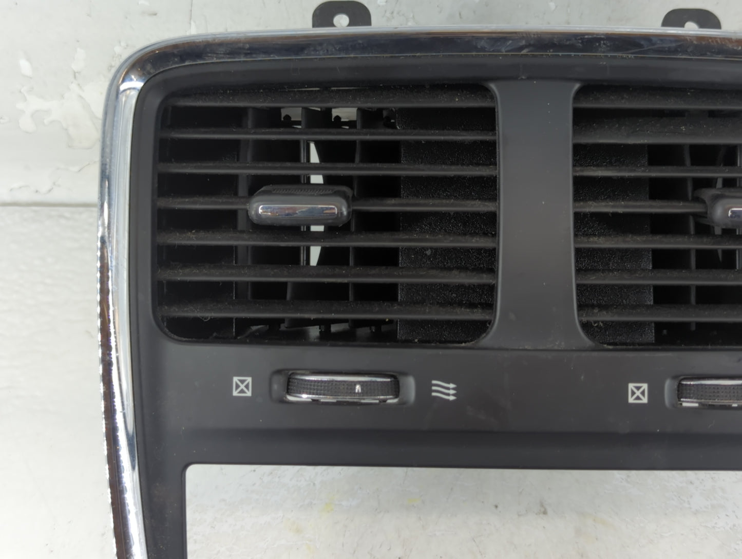 2012 Dodge Caravan Climate Control Module Temperature AC/Heater Replacement P/N:1SQ52DX9AH 600196904 Fits OEM Used Auto Part