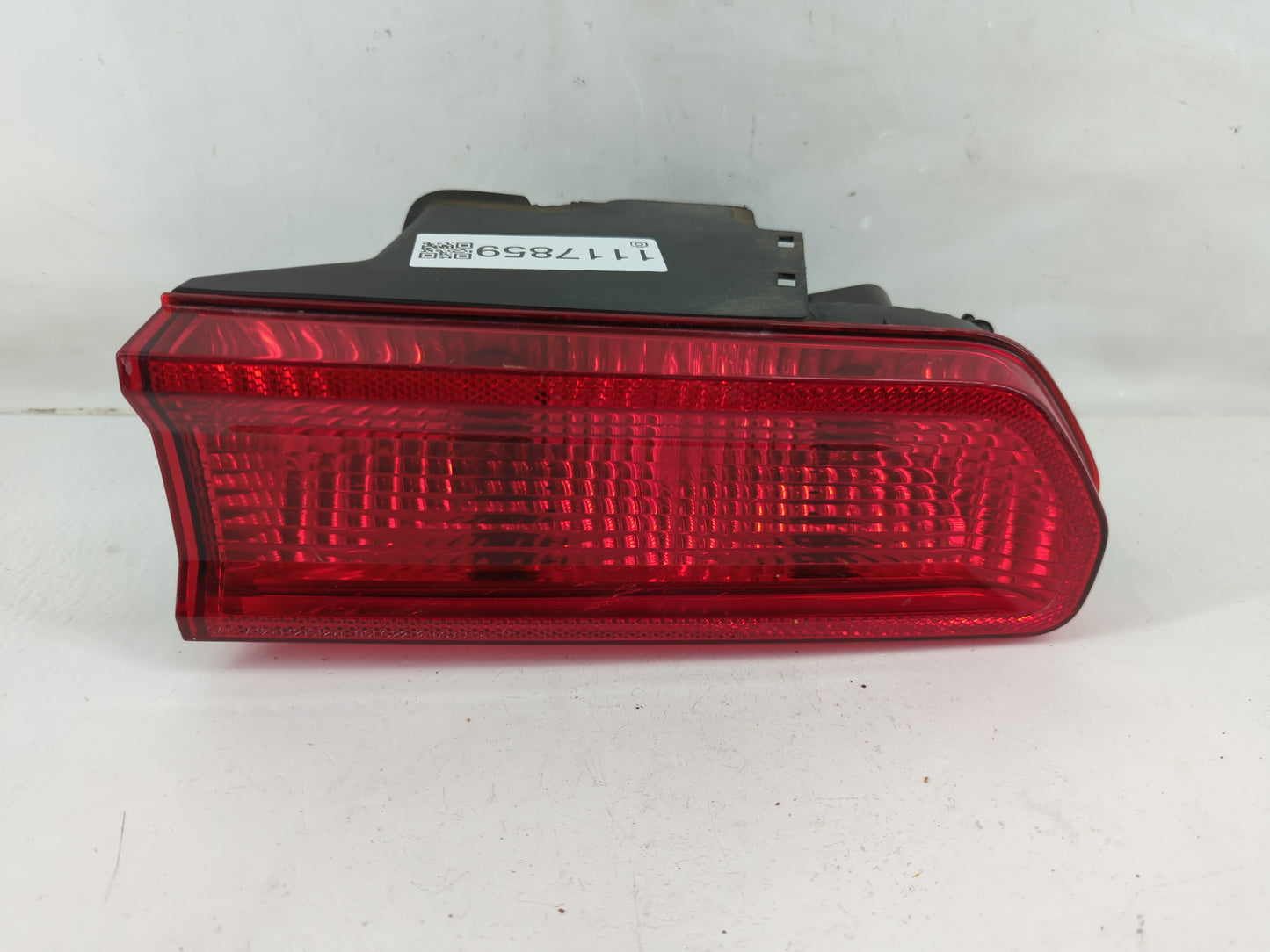 2008-2014 Dodge Challenger Tail Light Assembly Passenger Right OEM P/N:>PP-T20-PP/EPD Fits Fits 2008 2009 2010 2011 2012 201