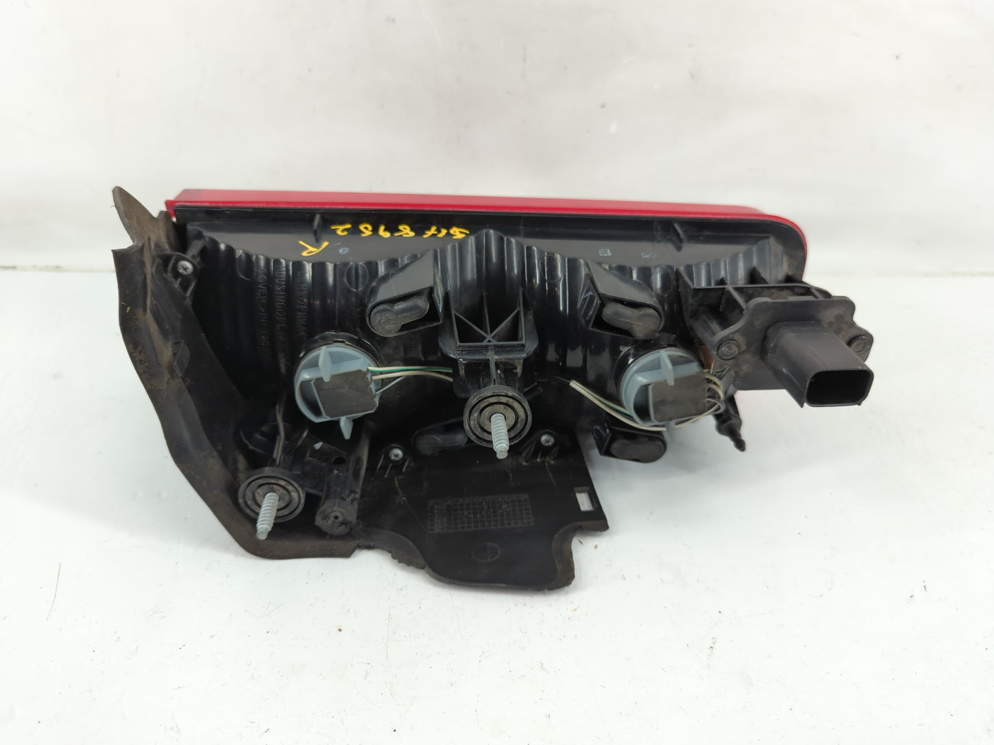 2008-2014 Dodge Challenger Tail Light Assembly Passenger Right OEM P/N:>PP-T20-PP/EPD Fits Fits 2008 2009 2010 2011 2012 201