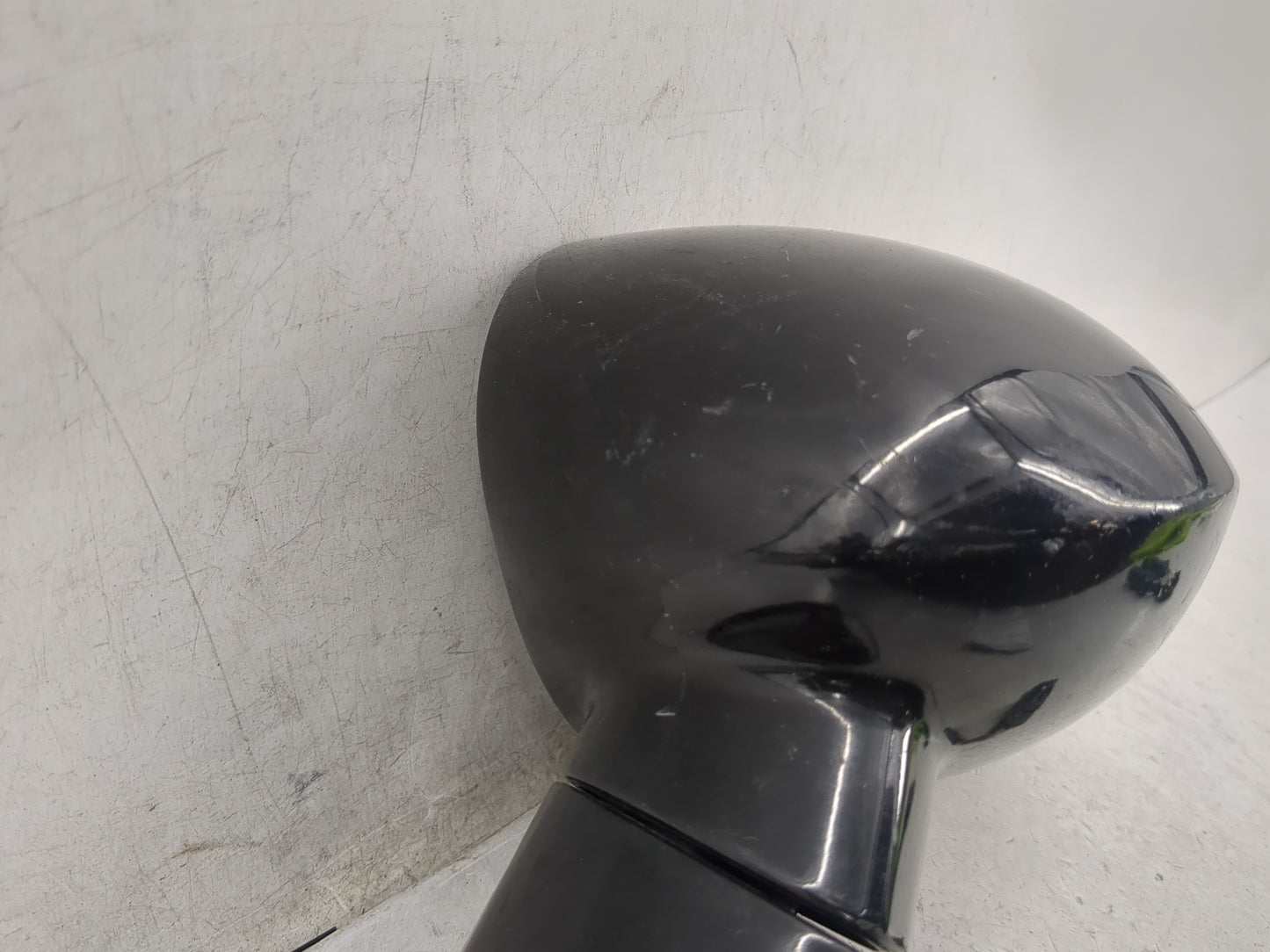 2011-2013 Dodge Challenger Driver Side View Mirror - Left Door Mirror OEM Used - Oemusedautoparts1.com