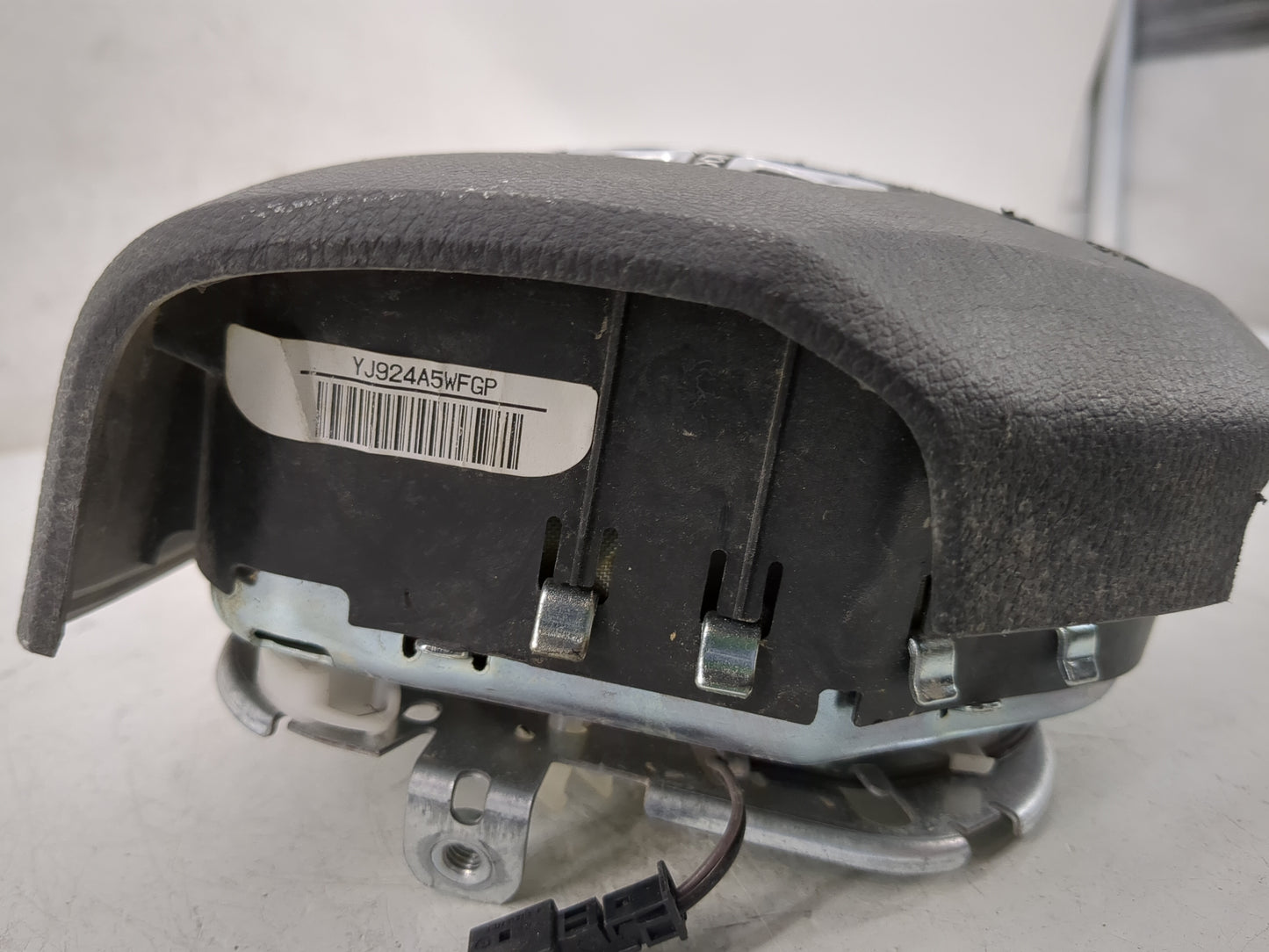 2012-2014 Dodge Challenger Air Bag Driver Left Steering Wheel Mounted Fits Fits 2012 2013 2014 OEM Used Auto Parts - Oemused