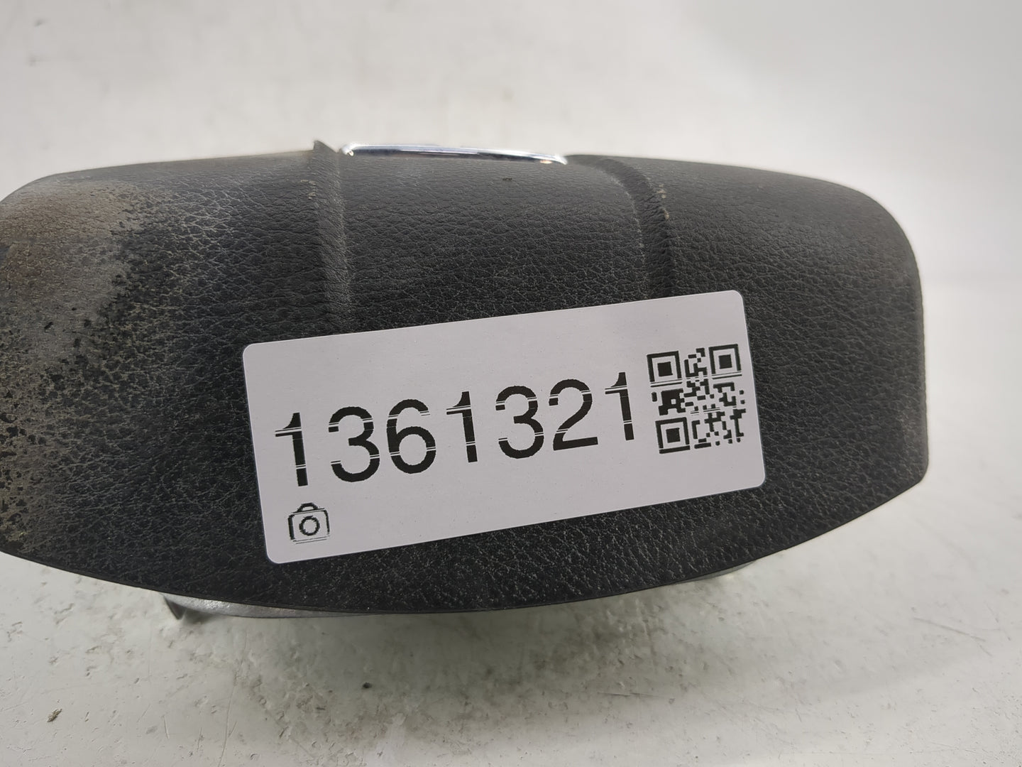 2012-2014 Dodge Challenger Air Bag Driver Left Steering Wheel Mounted Fits Fits 2012 2013 2014 OEM Used Auto Parts - Oemused