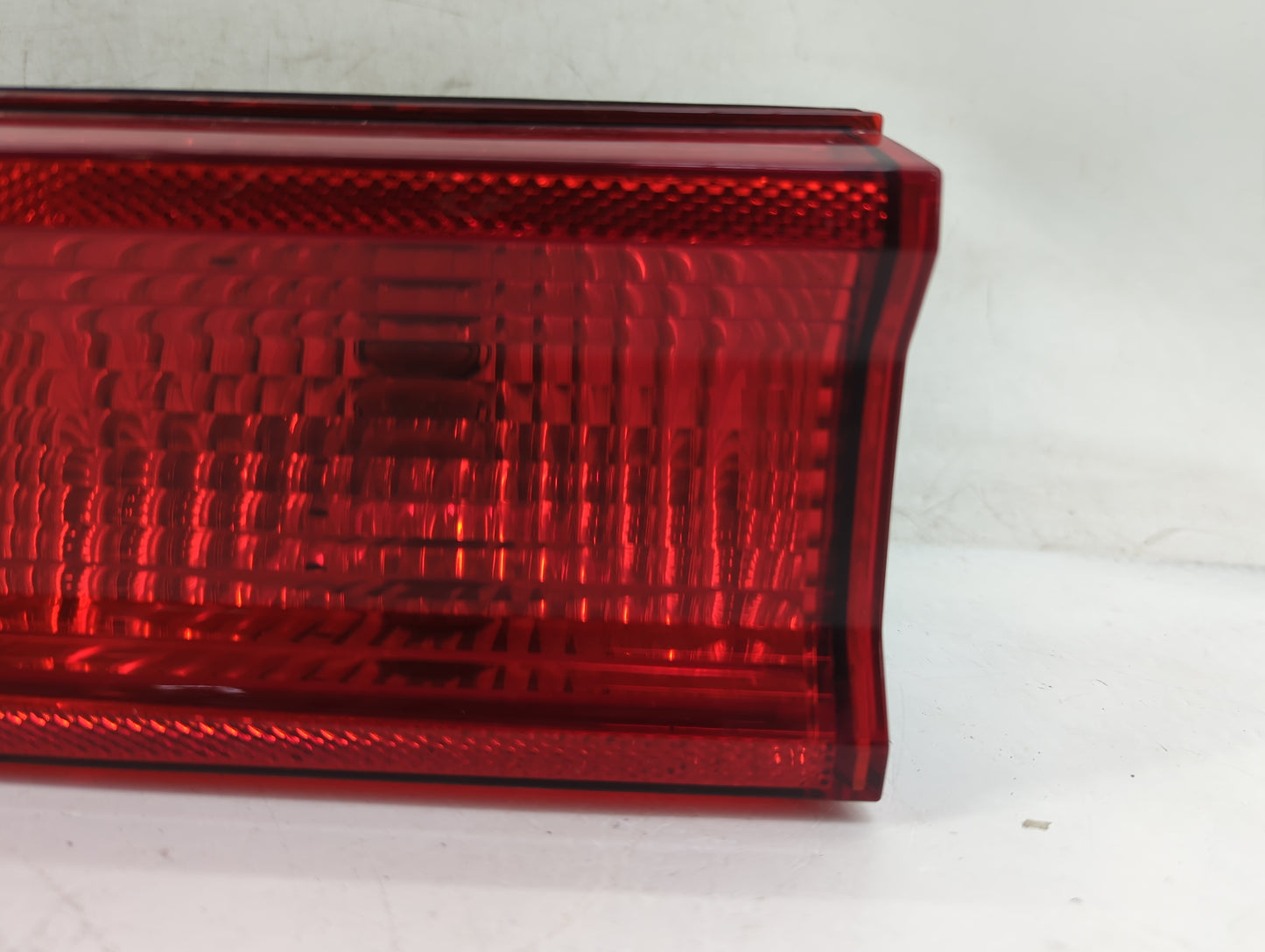 2008-2014 Dodge Challenger Tail Light Assembly Driver Left OEM P/N:05028781 Fits Fits 2008 2009 2010 2011 2012 2013 2014 OEM
