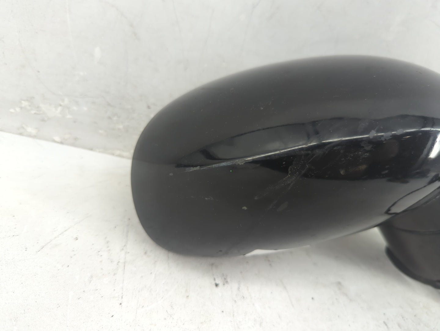 2011-2013 Dodge Challenger Passenger Side View Mirror - Right Door Mirror OEM Used - Oemusedautoparts1.com