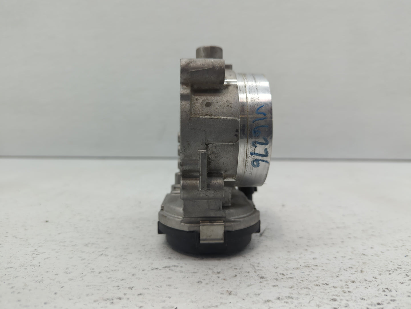 2011-2022 Dodge Challenger Throttle Body P/N:05184349AC 05184349AF Fits OEM Used Auto Parts - Oemusedautoparts1.com