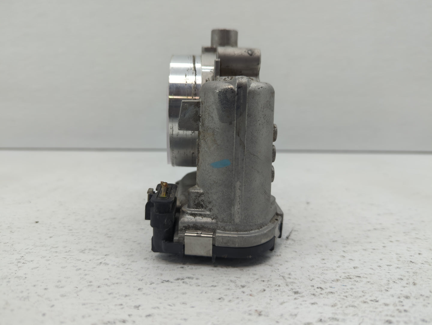 2011-2022 Dodge Challenger Throttle Body P/N:05184349AC 05184349AF Fits OEM Used Auto Parts - Oemusedautoparts1.com