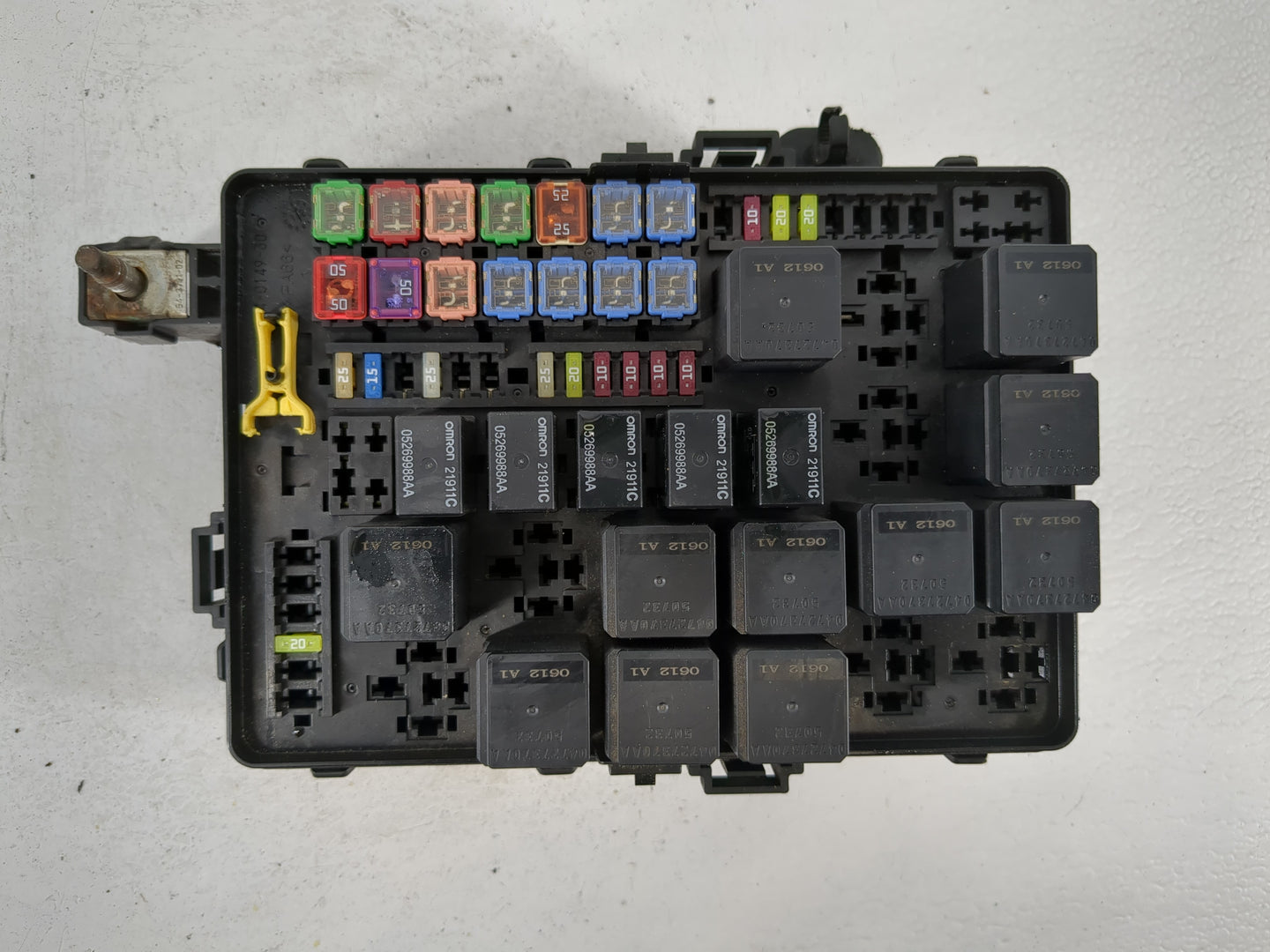 2012-2014 Dodge Charger Fusebox Fuse Box Panel Relay Module P/N:P68083967AB Fits Fits 2012 2013 2014 OEM Used Auto Parts - O