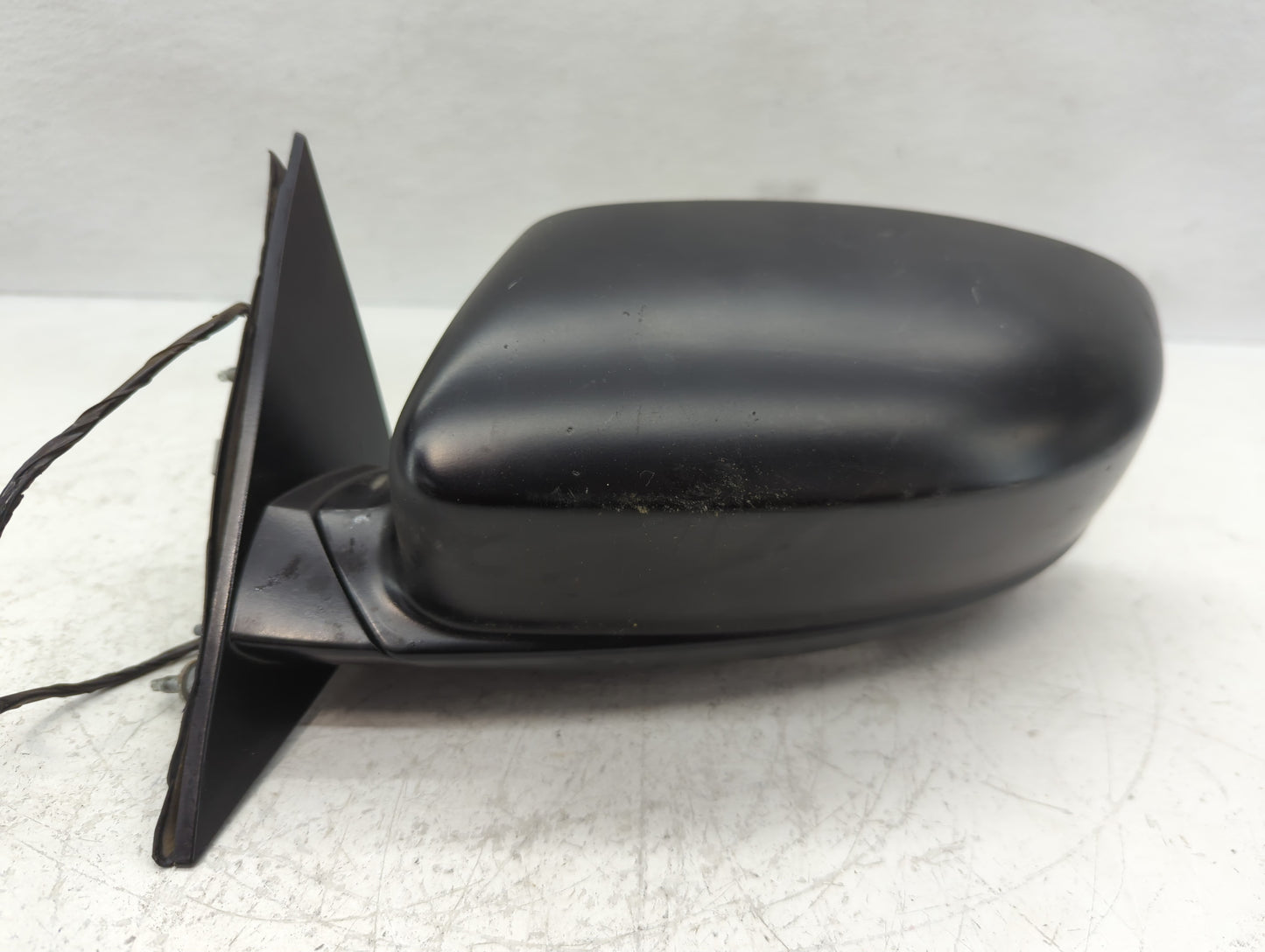 2011-2014 Dodge Charger Driver Side View Mirror - Left Door Mirror OEM Used - Oemusedautoparts1.com