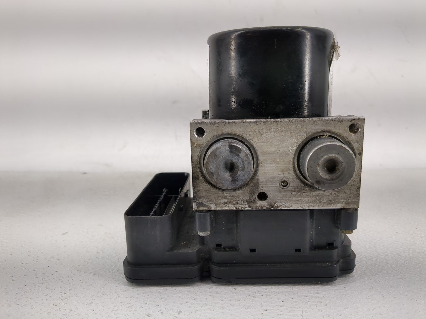 2011-2012 Dodge Charger ABS Pump Control Module Replacement P/N:P68157545AB Fits Fits 2011 2012 OEM Used Auto Parts - Oemuse