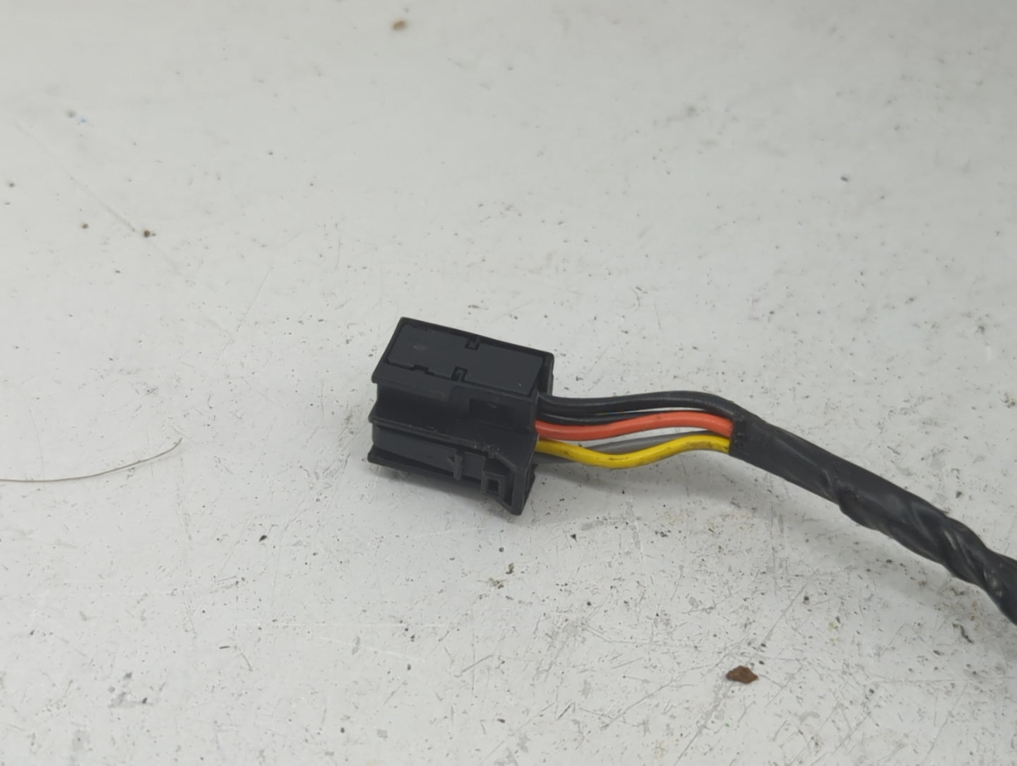 2011-2014 Dodge Charger Driver Side View Mirror - Left Door Mirror OEM Used - Oemusedautoparts1.com