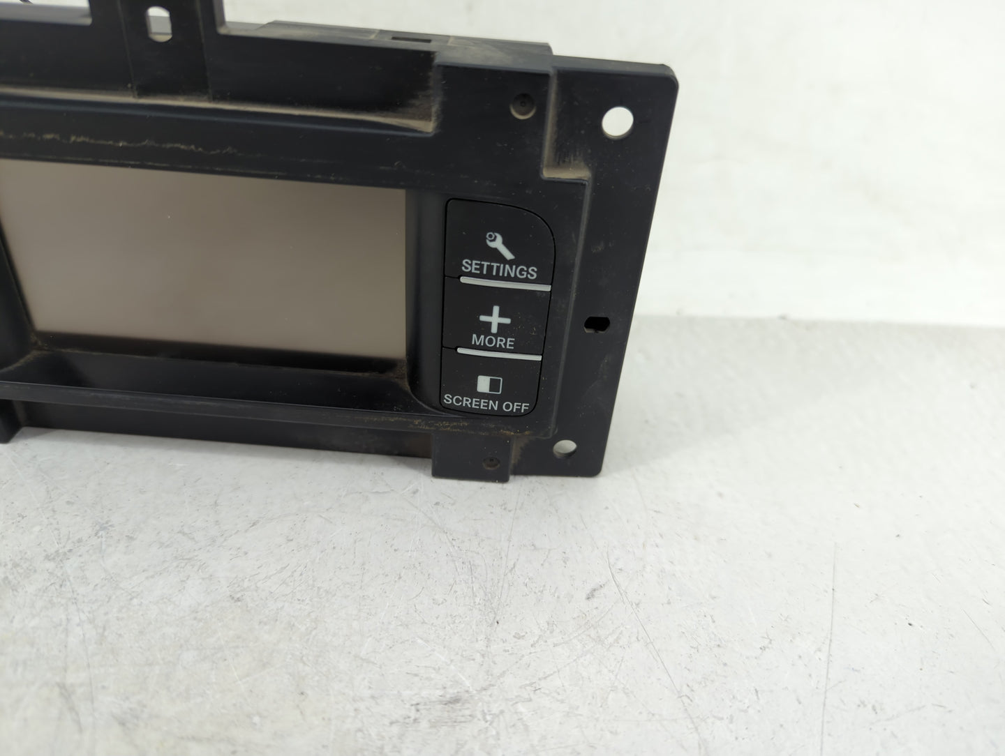 2012 Dodge Charger Radio AM FM Cd Player Receiver Replacement P/N:05064630AH Fits Fits 2015 2016 OEM Used Auto Parts - Oemus