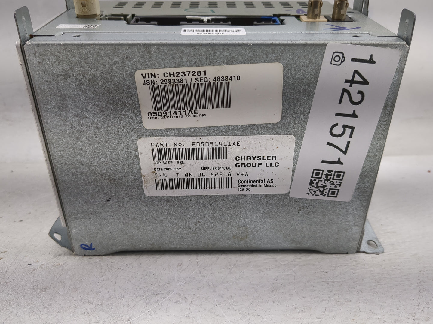 2012 Dodge Charger Radio AM FM Cd Player Receiver Replacement P/N:P05091411AE 05091411AE, A2C53371130, A2C53389822200 Fits O
